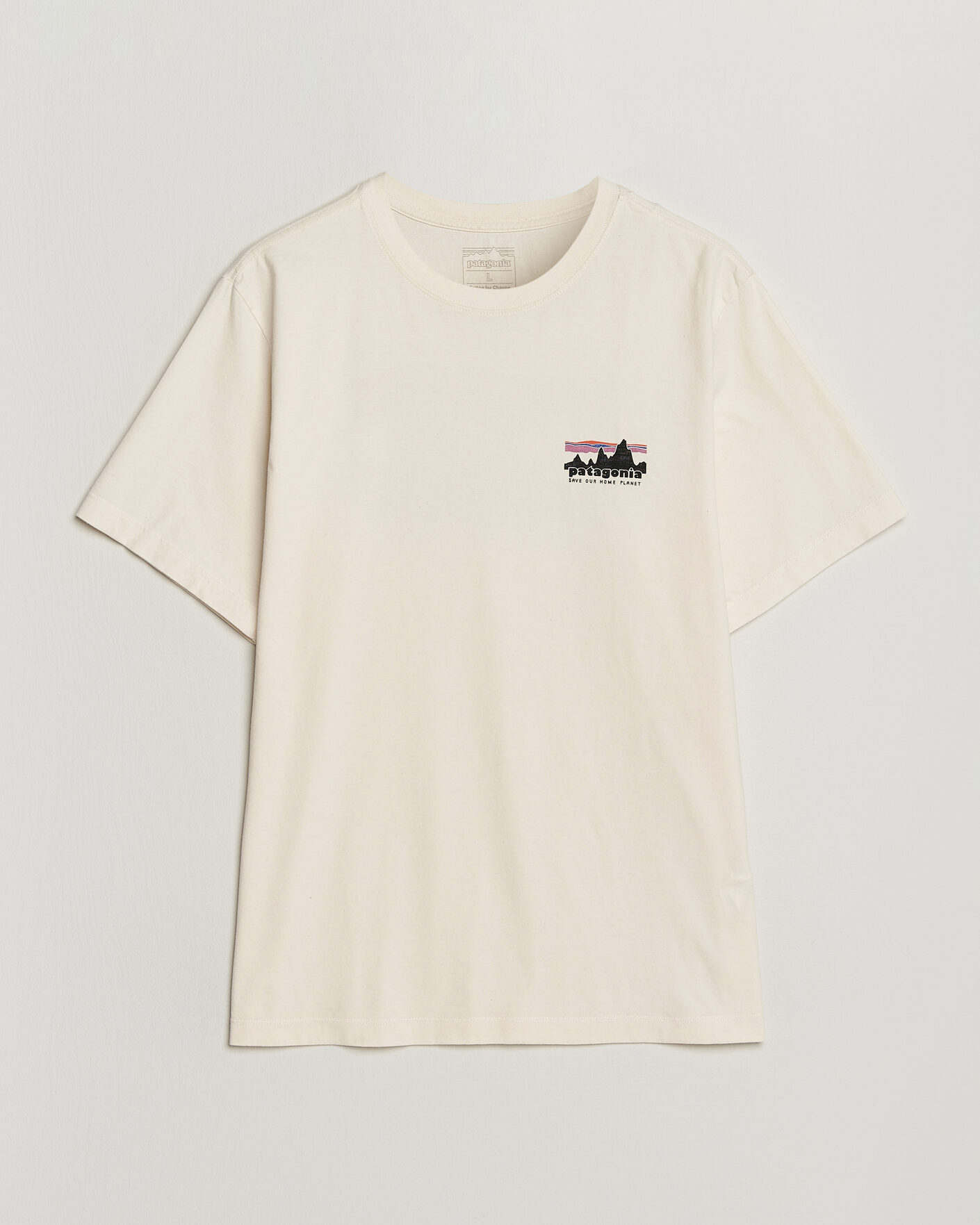 Herr | T-Shirts | Patagonia | 73 Skyline Logo T-Shirt Undyed Natural