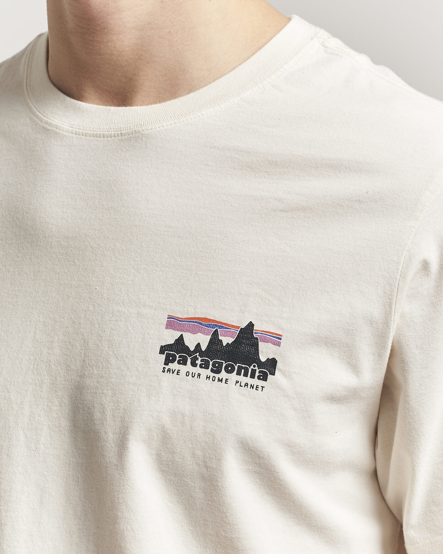 Herr | T-Shirts | Patagonia | 73 Skyline Logo T-Shirt Undyed Natural