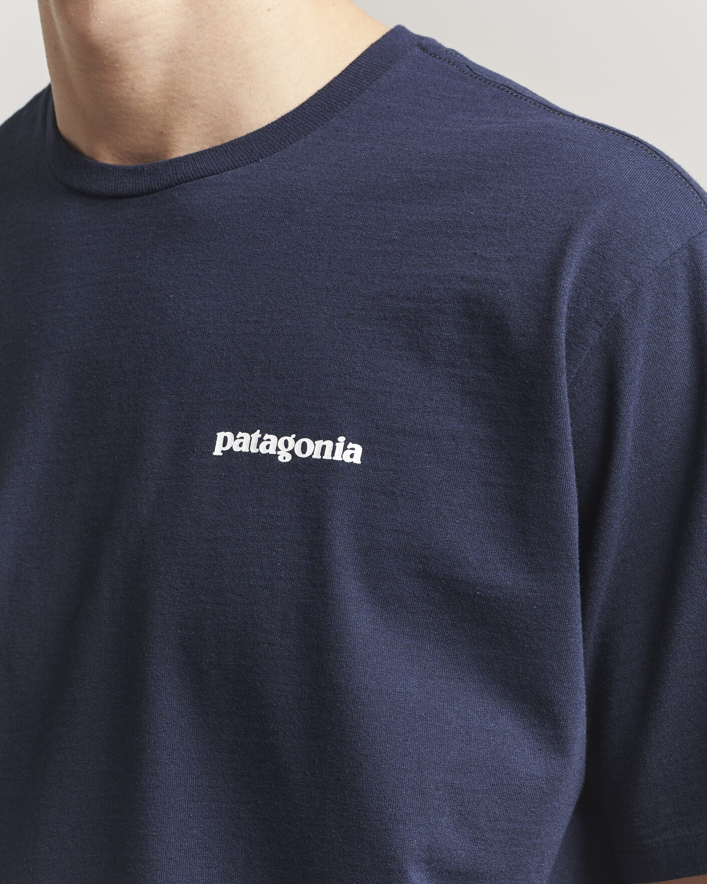 Herr | T-Shirts | Patagonia | P-6 Logo T-Shirt New Navy