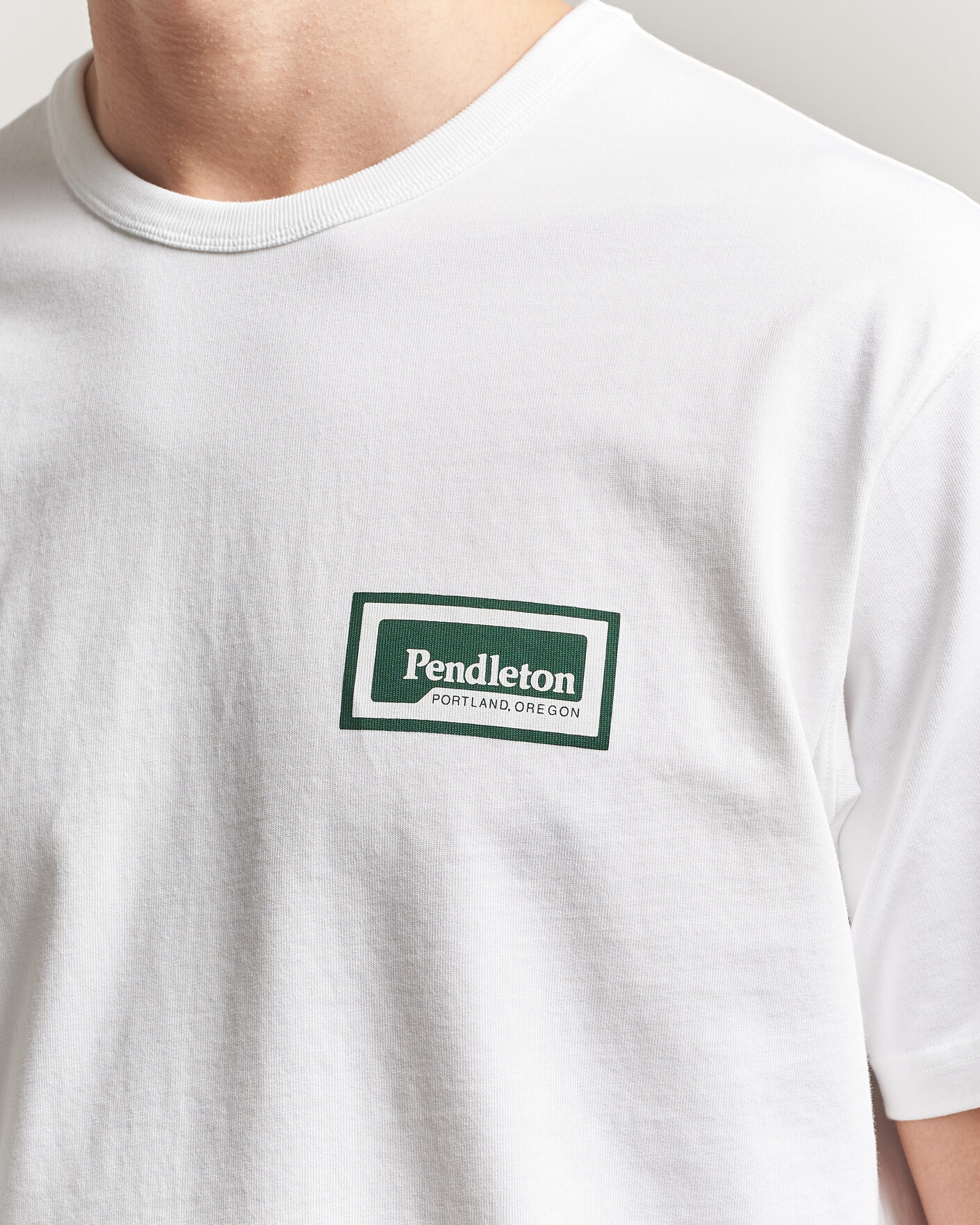 Herr | T-Shirts | Pendleton | Patch Graphic Tee White