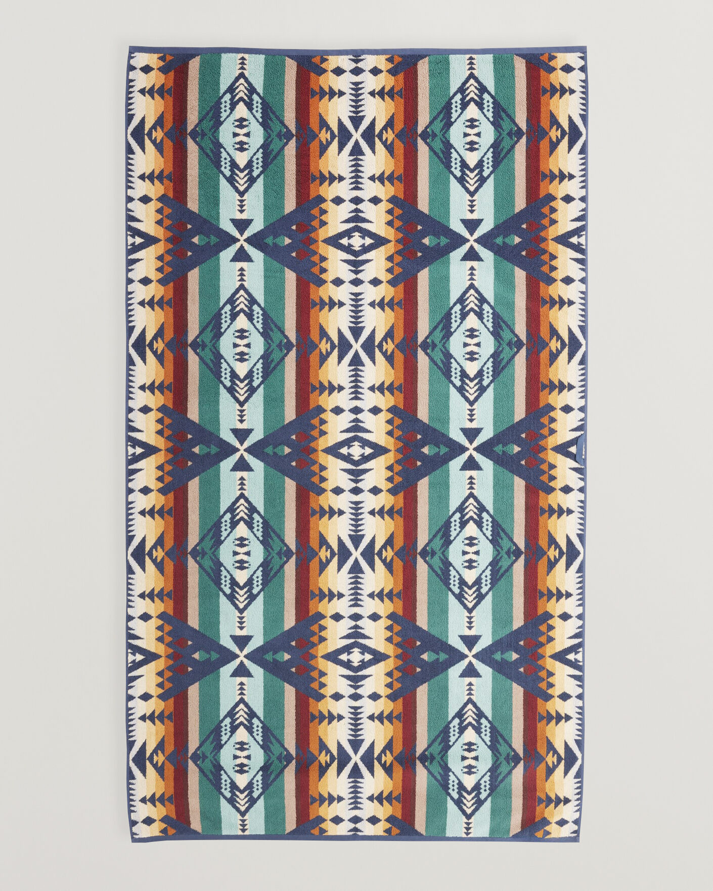 Herr | Textilier | Pendleton | Oversized Jacquard Spa Towel Diamond Peak