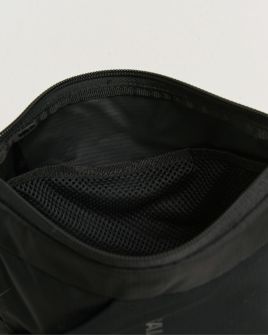 Herr | Väskor | Salomon | ACS 2 Small Shoulder Bag Black