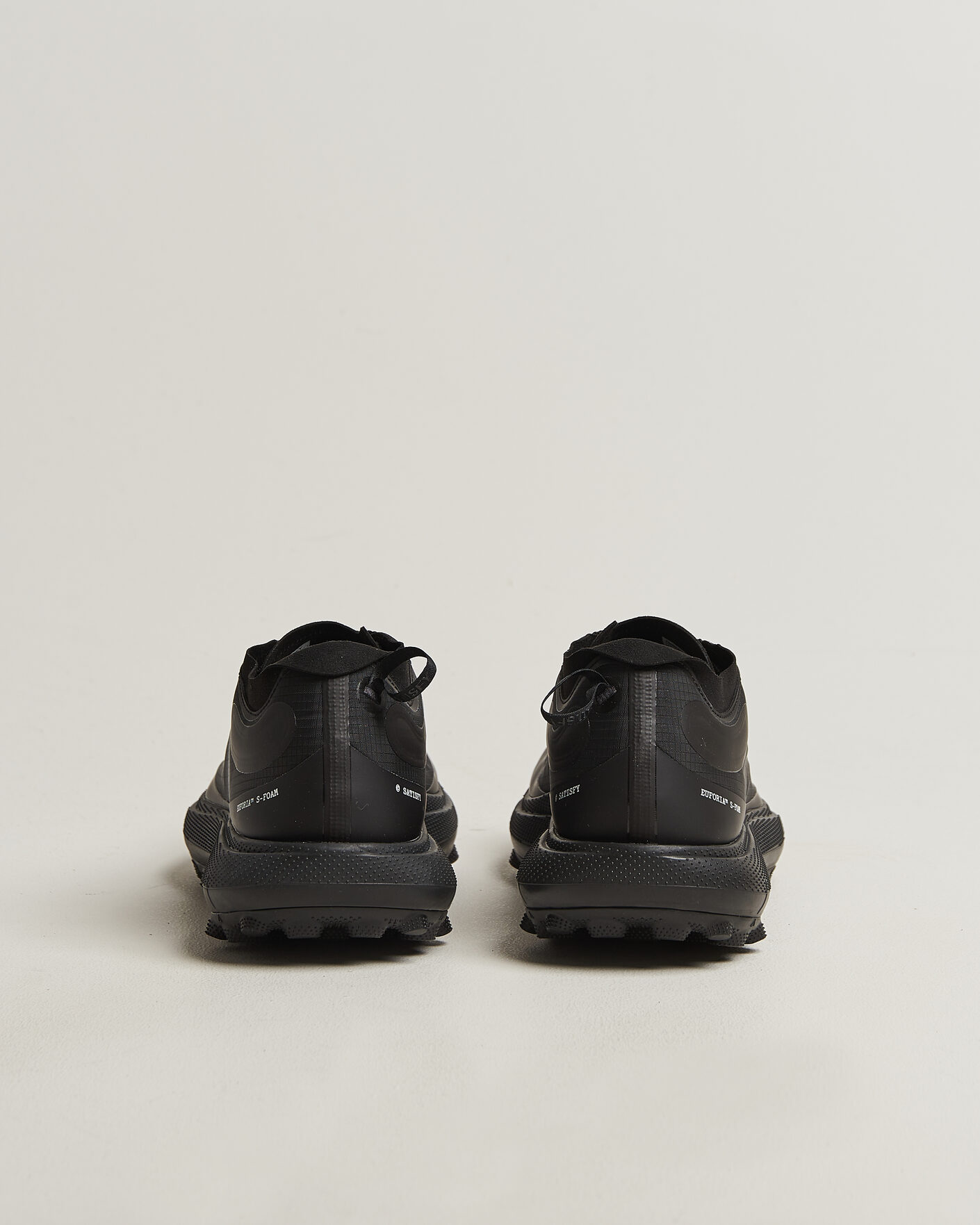 Herr | Löparskor | Satisfy | The Rocker Trail Shoes Jet Black