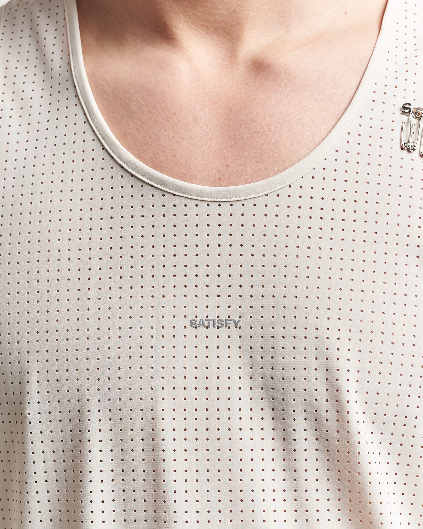 Herr | T-Shirts | Satisfy | Space-O Singlet Chalk