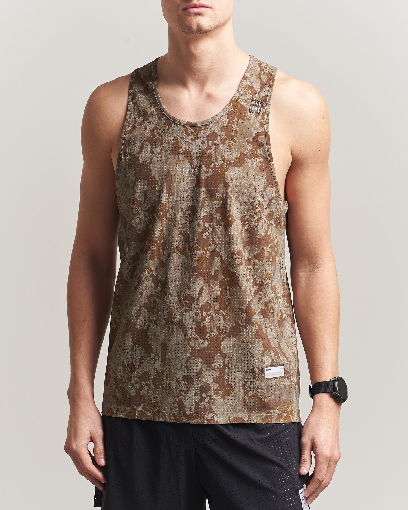 Herr | T-Shirts | Satisfy | Space-O Singlet Camo