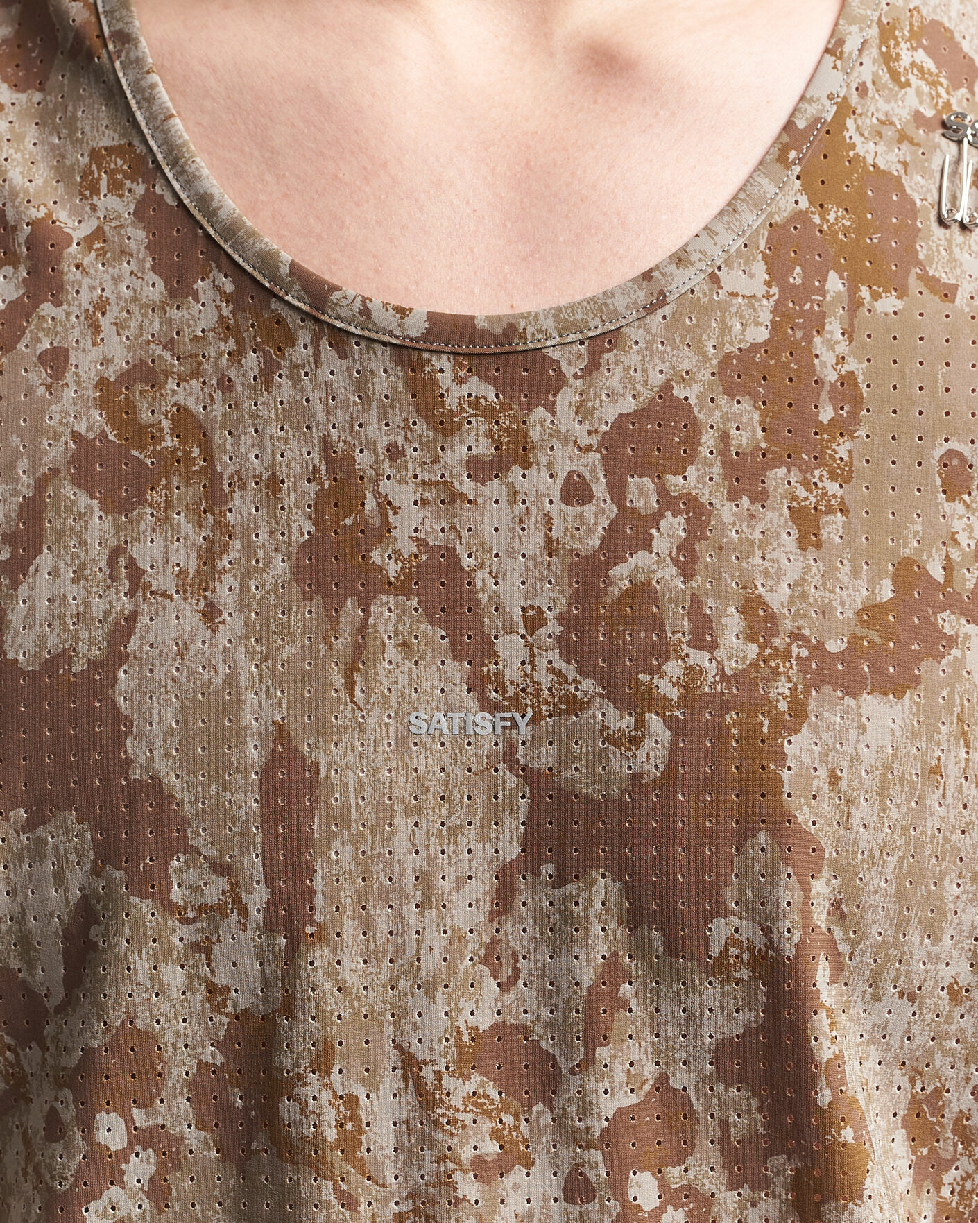 Herr | T-Shirts | Satisfy | Space-O Singlet Camo