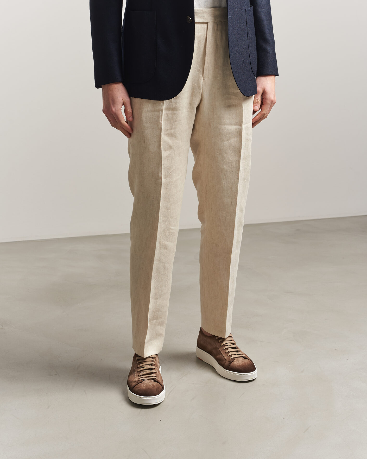 Herr | Sneakers | Santoni | Cleanic Silk Suede Sneakers Dark Brown