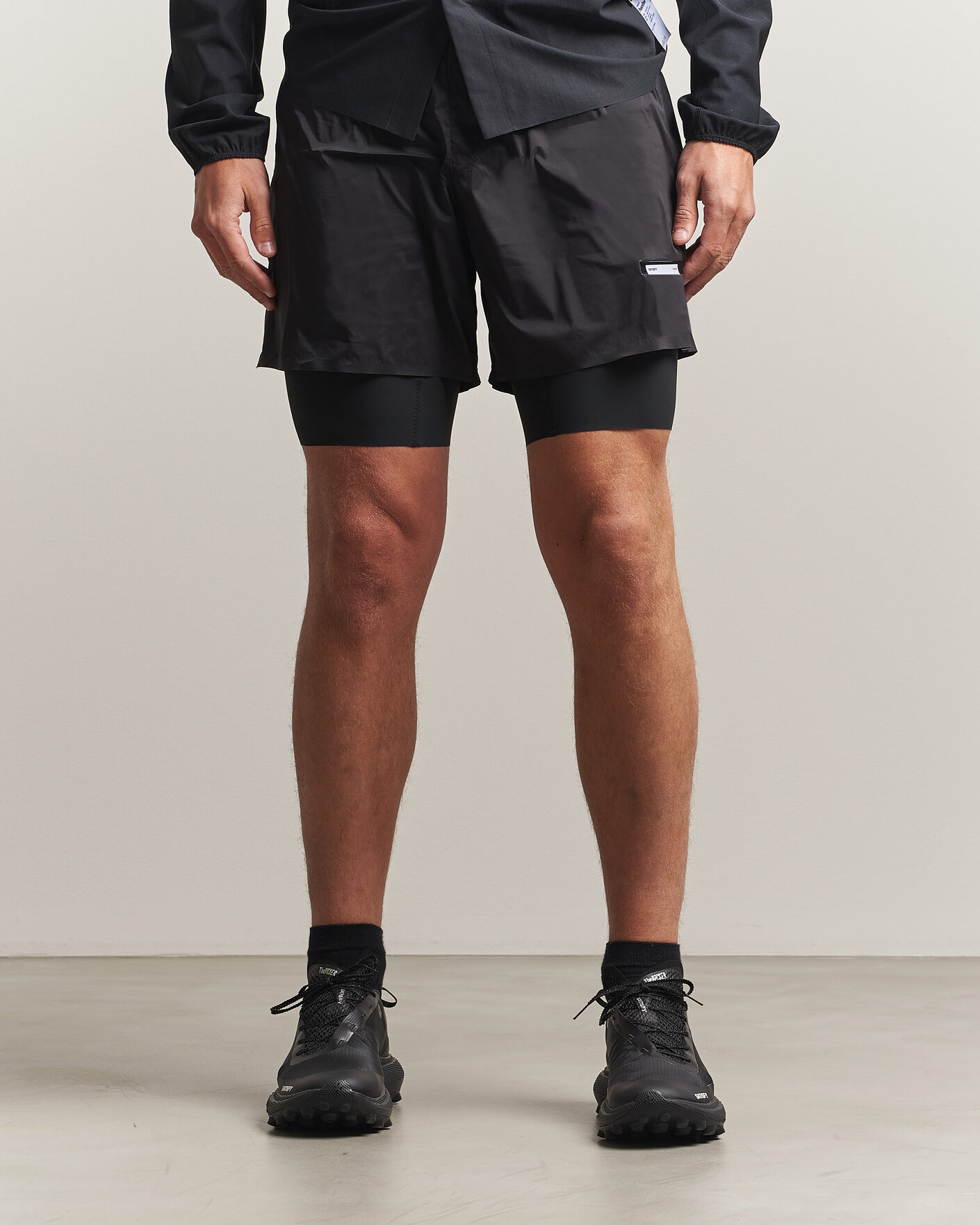 Herr | Shorts | Satisfy | TechSilk 8 Inch Shorts Black