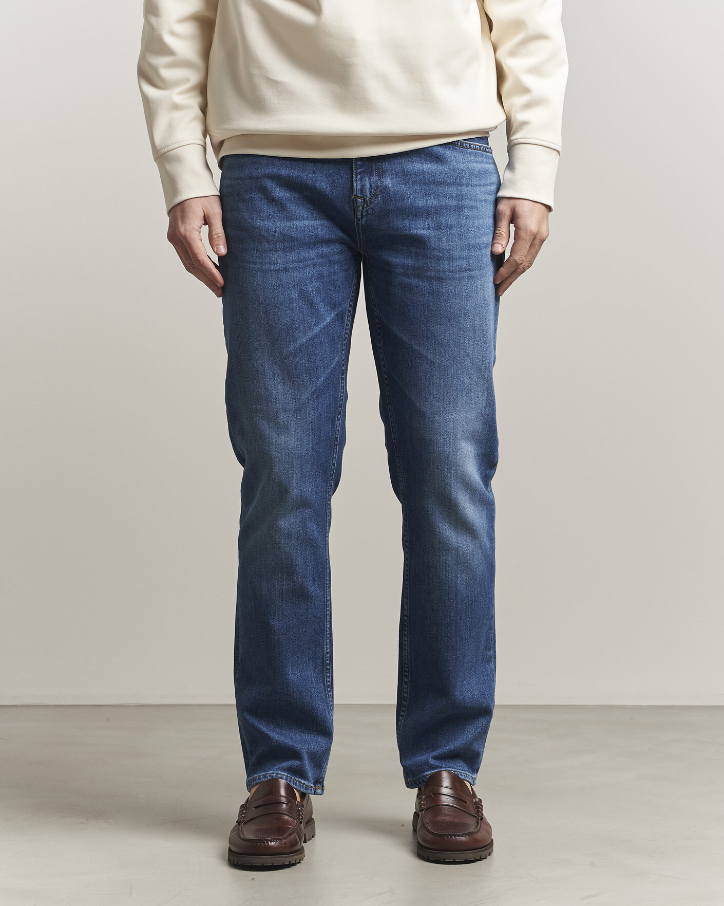 Herr | Jeans | GANT | Regular Fit Jeans Mid Blue Broken In