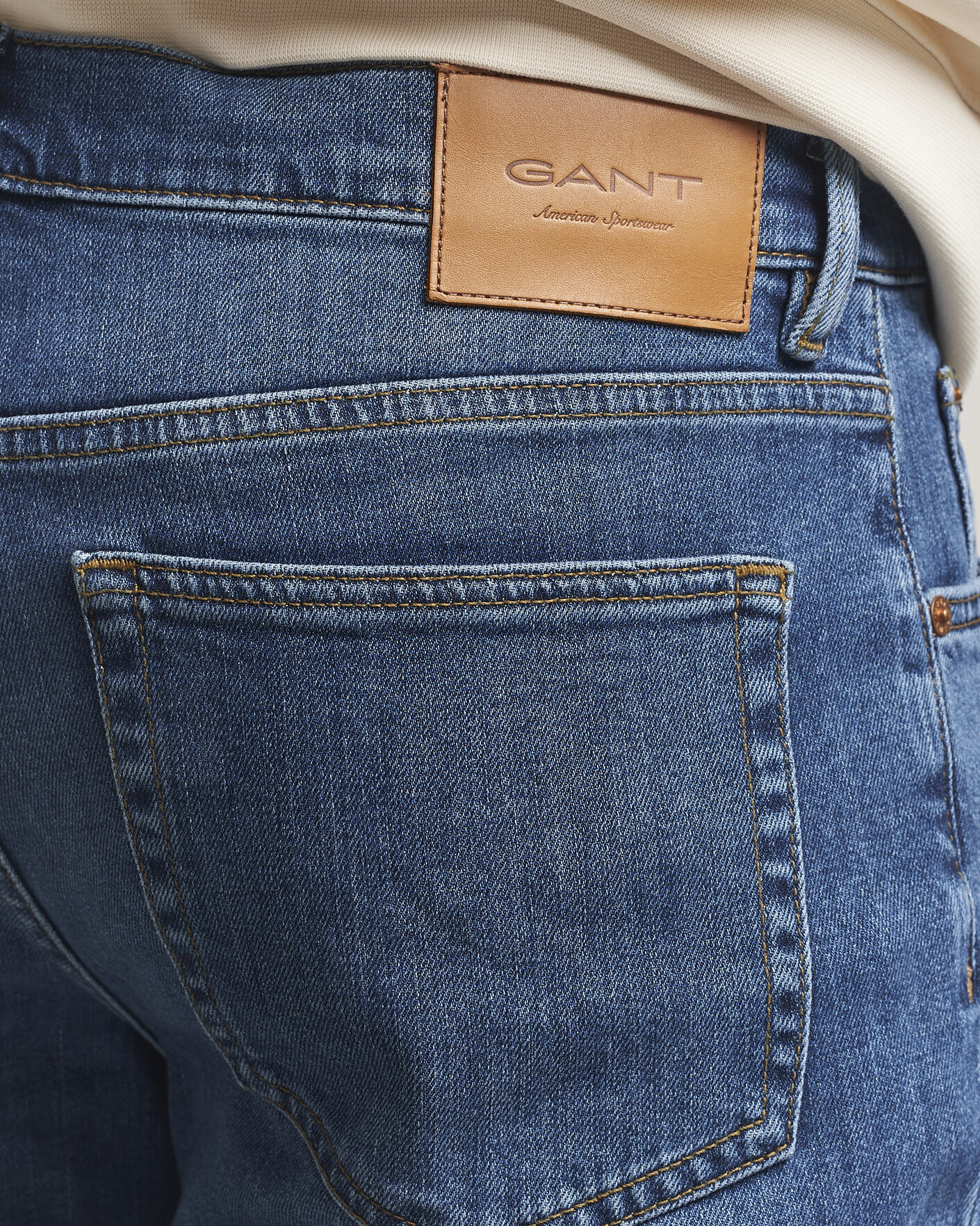 Herr | Jeans | GANT | Regular Fit Jeans Mid Blue Broken In