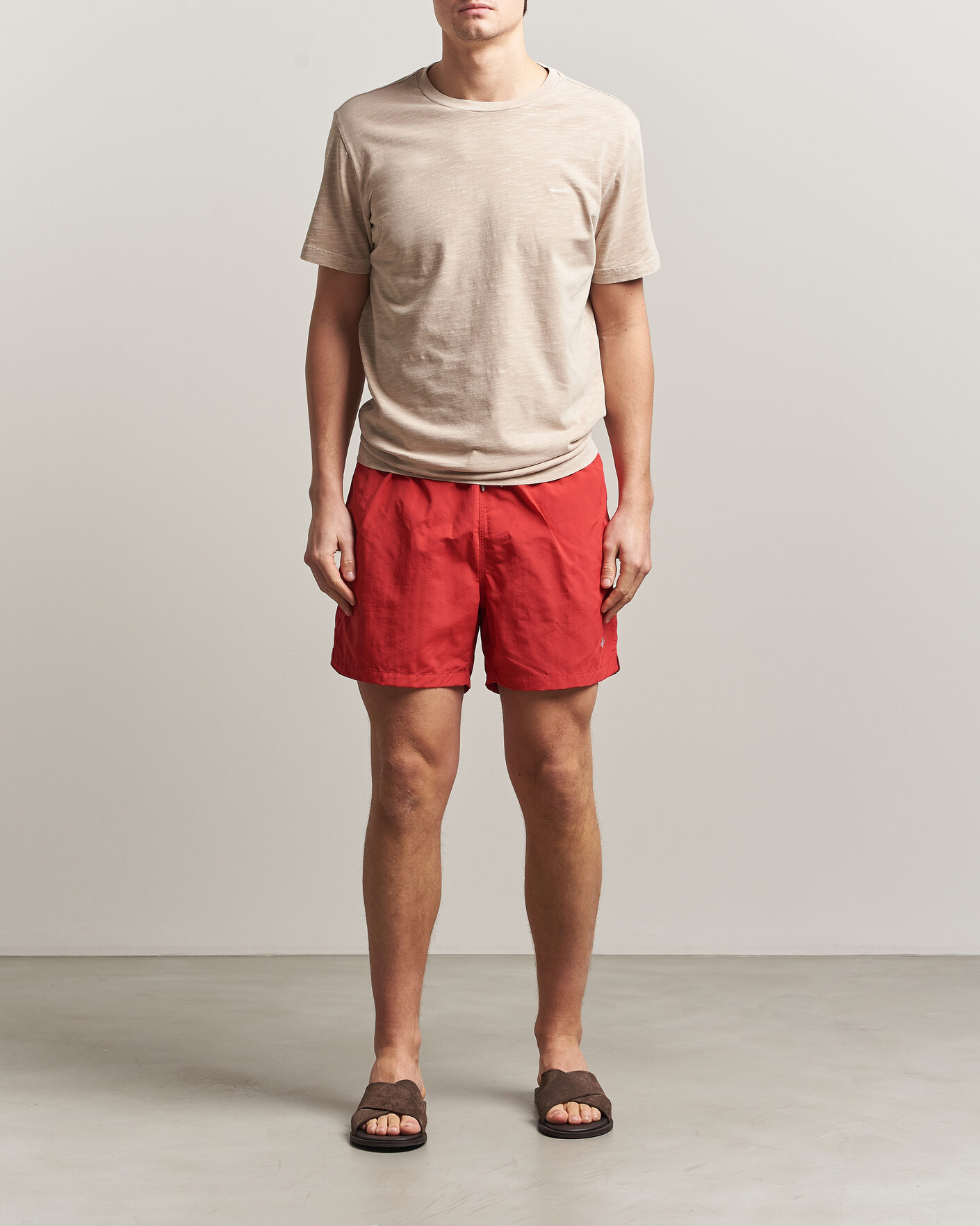 Herr | Badbyxor | GANT | Basic Swimshorts Rose Red