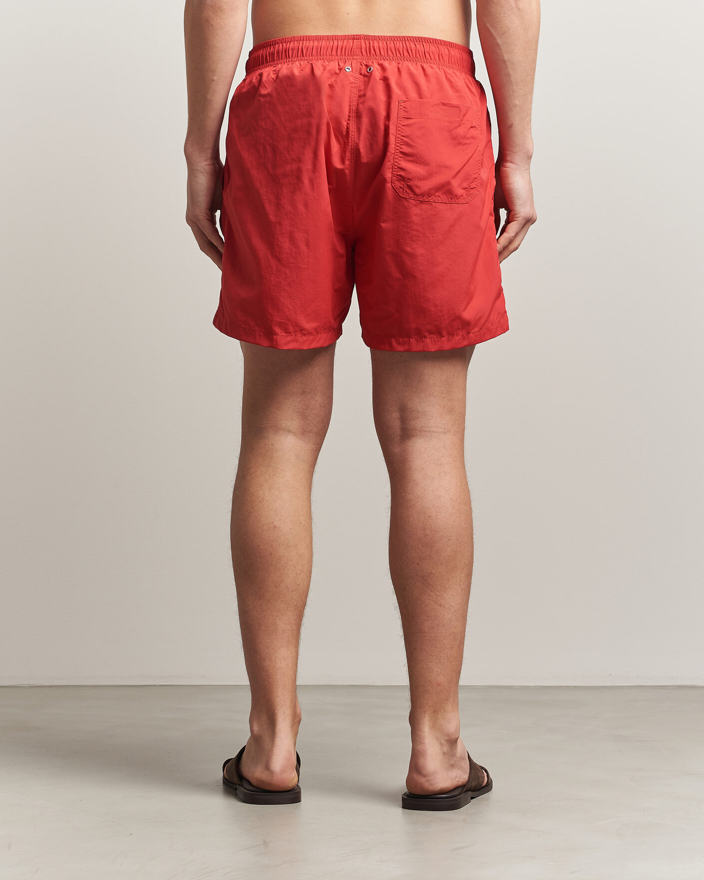 Herr | Badbyxor | GANT | Basic Swimshorts Rose Red