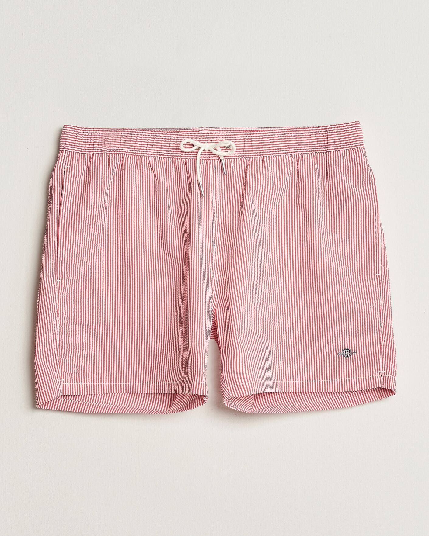 Herr | Badbyxor | GANT | Seersucker Striped Swimshorts Rose Red