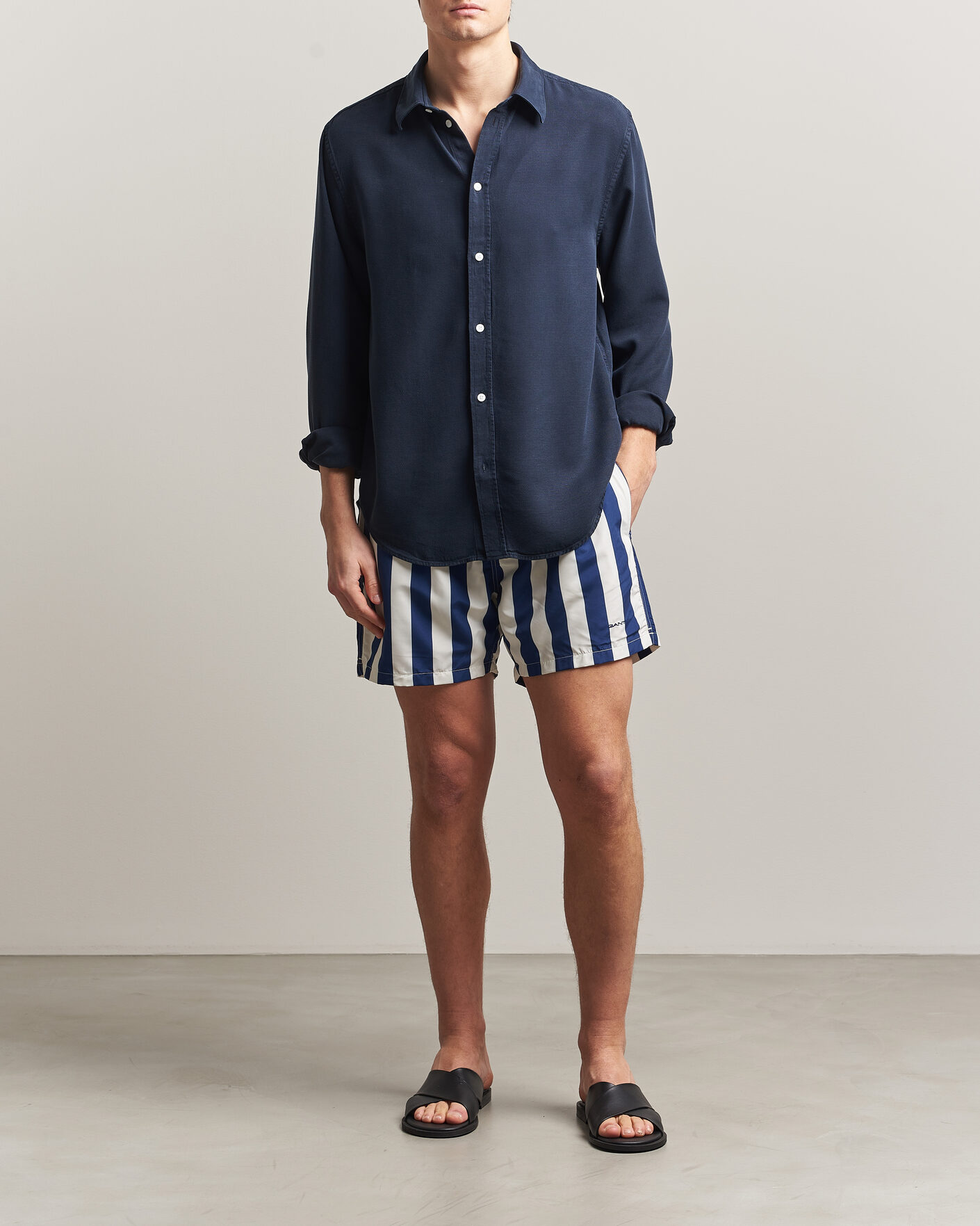 Herr | Badbyxor | GANT | Blockstriped Swimshorts Rich Navy