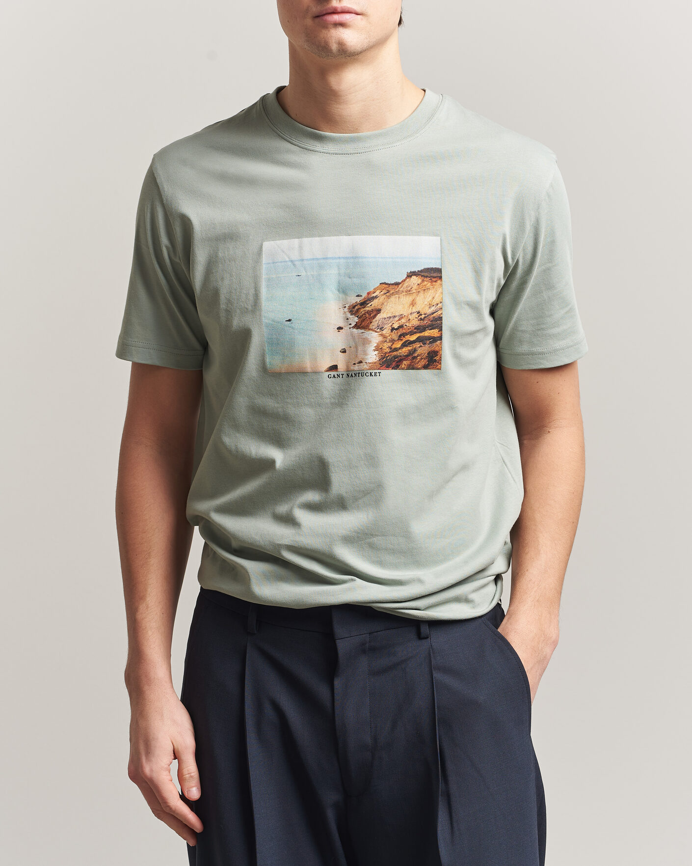 Herr | T-Shirts | Gant | Scenery Graphic Crew Neck T-Shirt Ceramic Grey