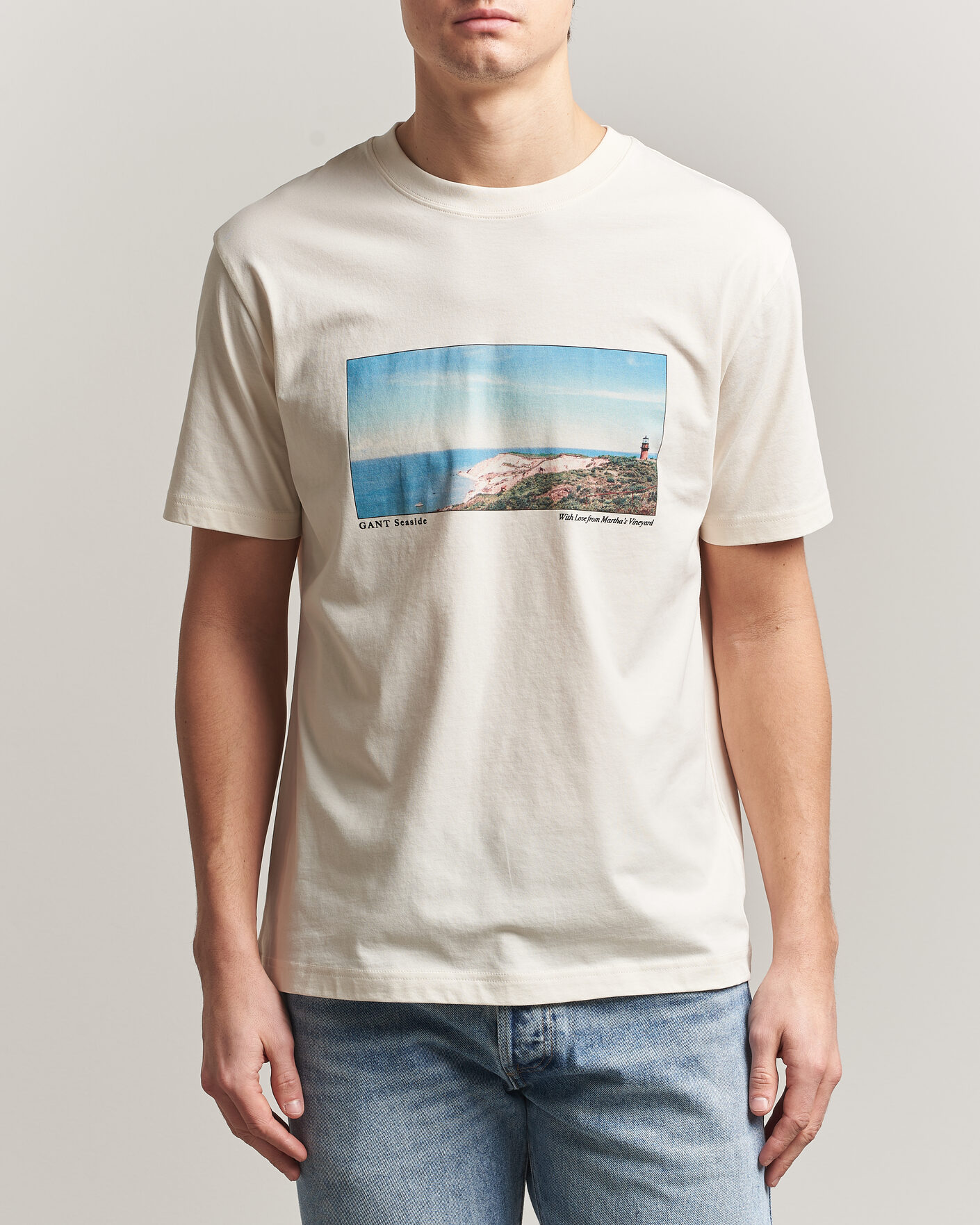 Herr | T-Shirts | Gant | Scenery Graphic Crew Neck T-Shirt Cream