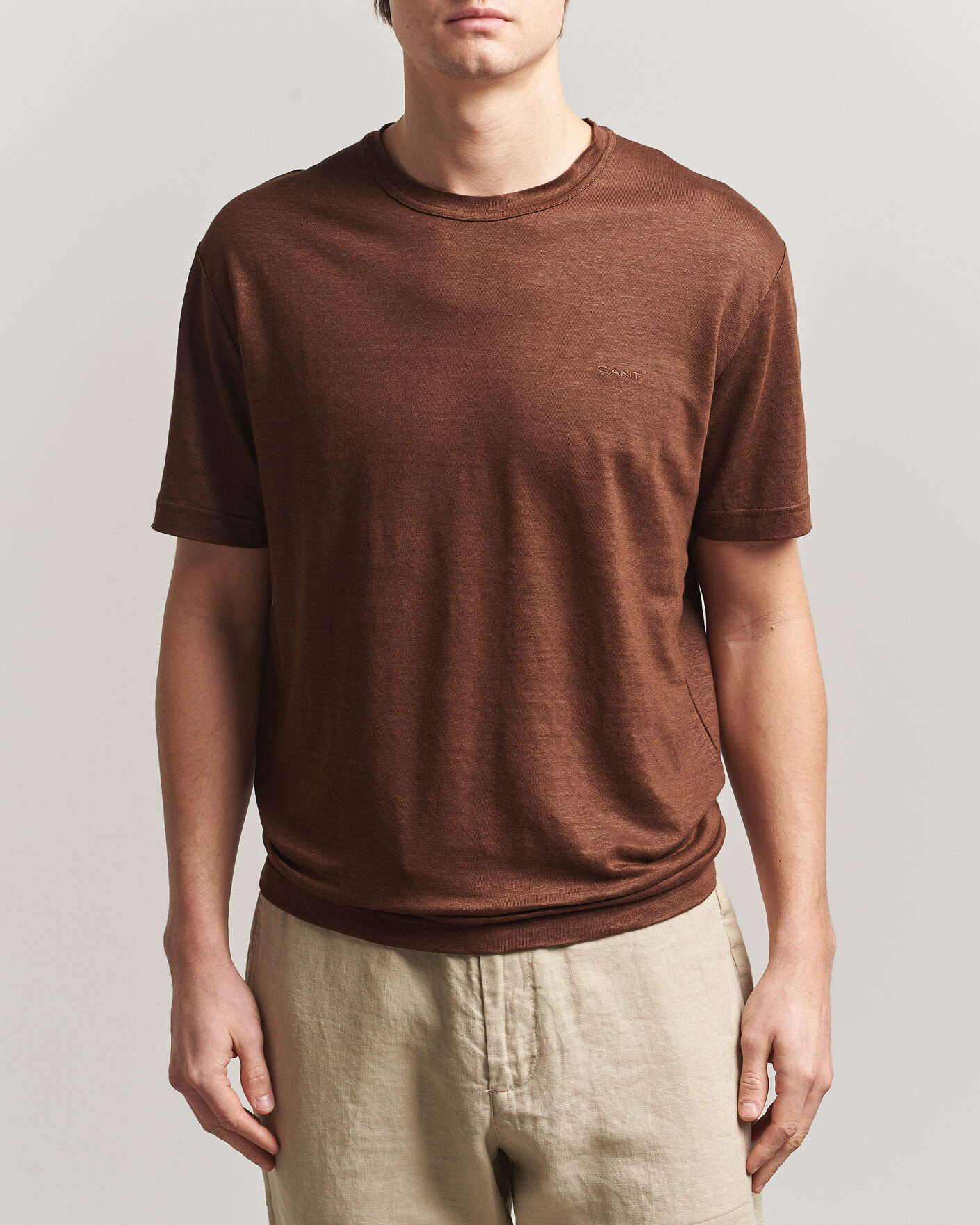 Herr | T-Shirts | GANT | Linen T-Shirt Mahogany Brown