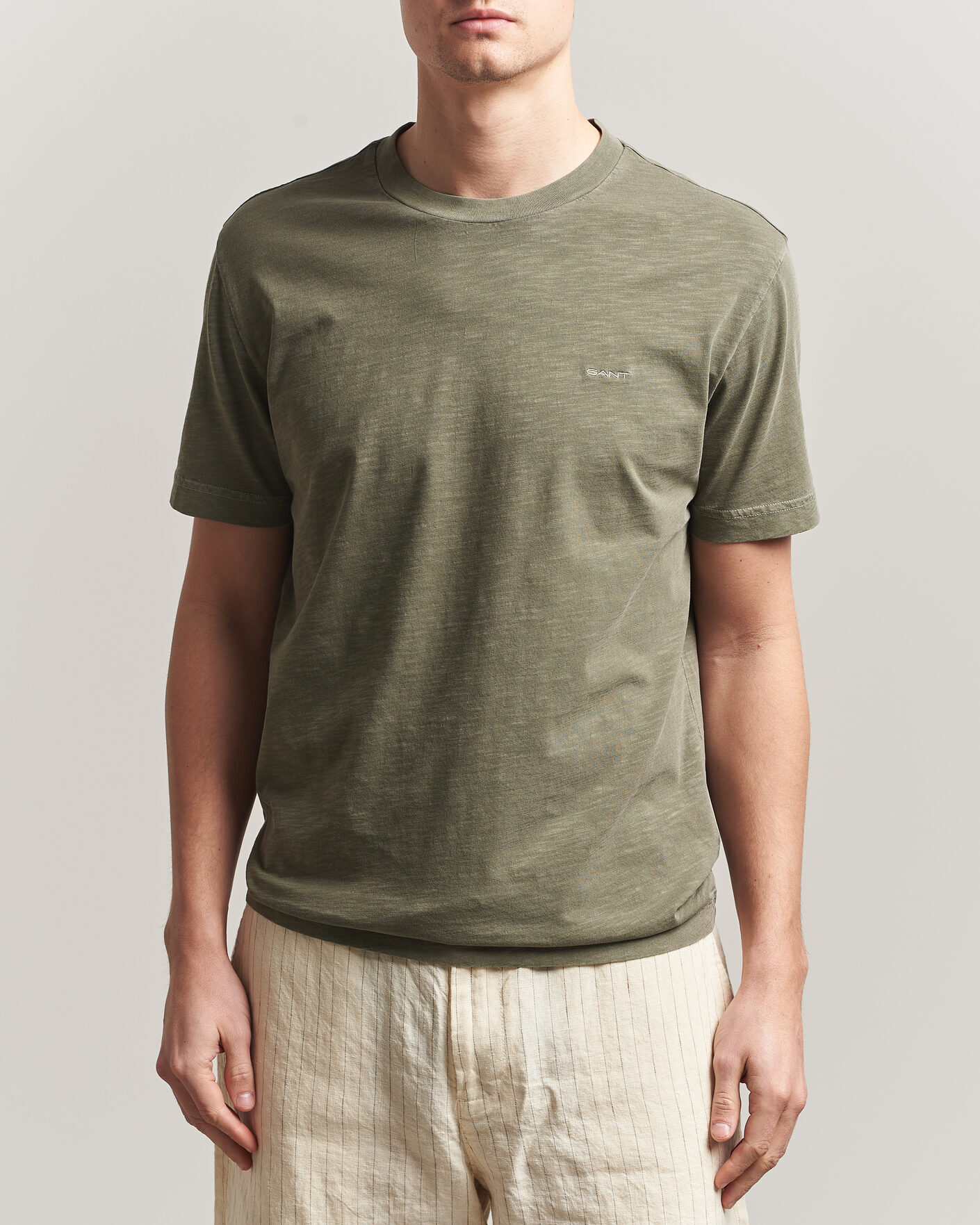 Herr | T-Shirts | Gant | Washed Slub T-Shirt Dry Herb Green