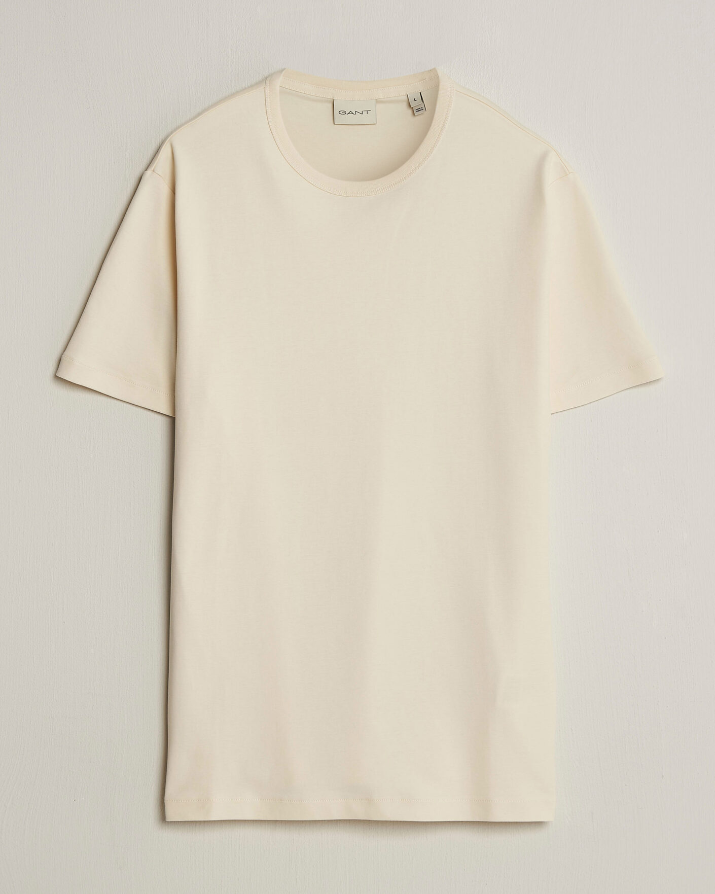 Herr | T-Shirts | Gant | Interlock Crew Neck T-Shirt Creamed White