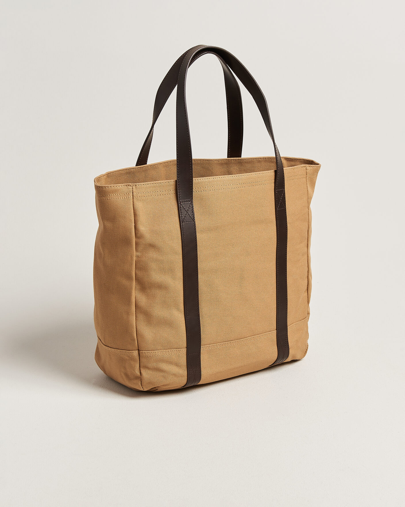 Herr | Väskor | GANT | Washed Canvas Tote Bag Warm Khaki