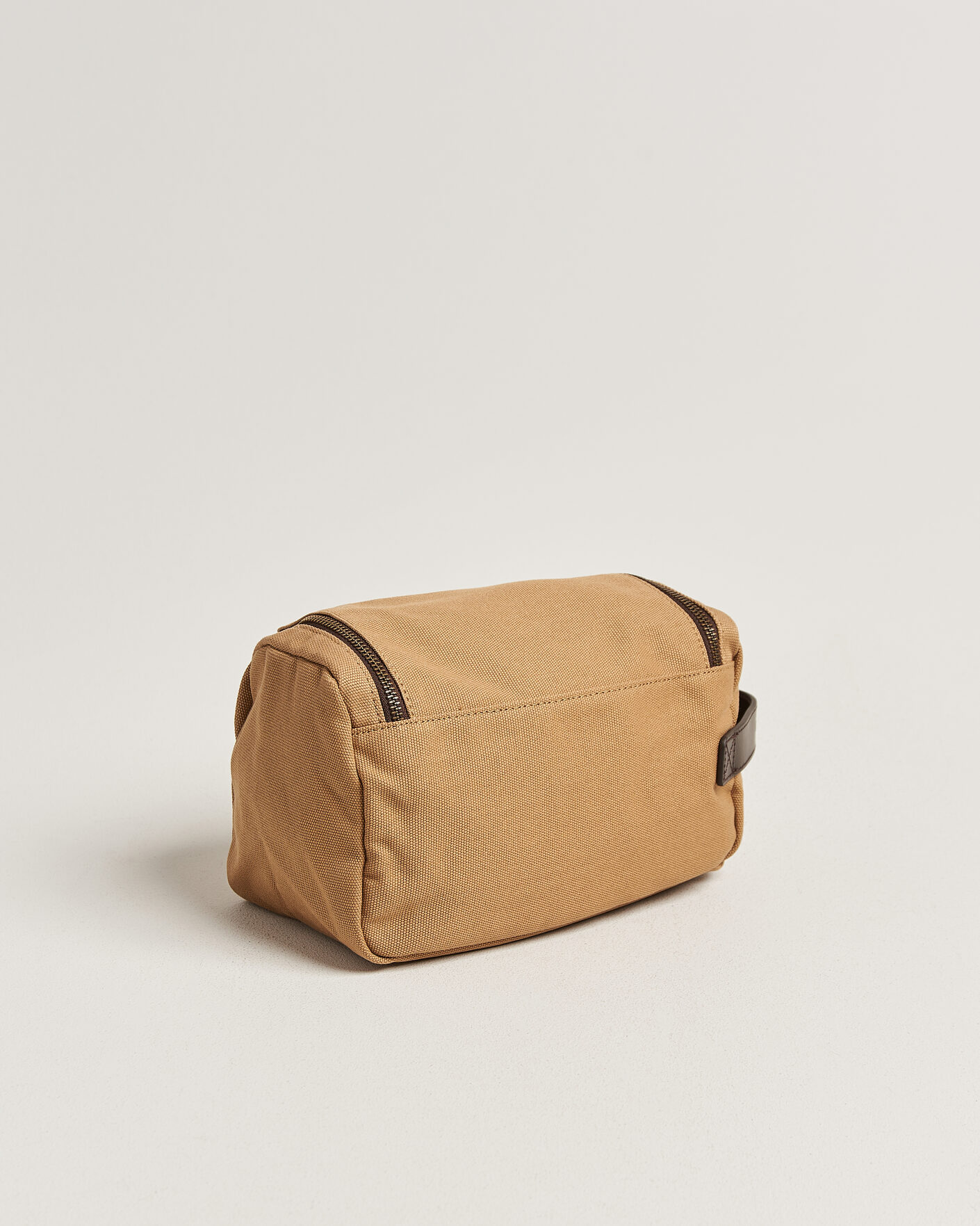Herr | Väskor | Gant | Washed Canvas Washbag Warm Khaki