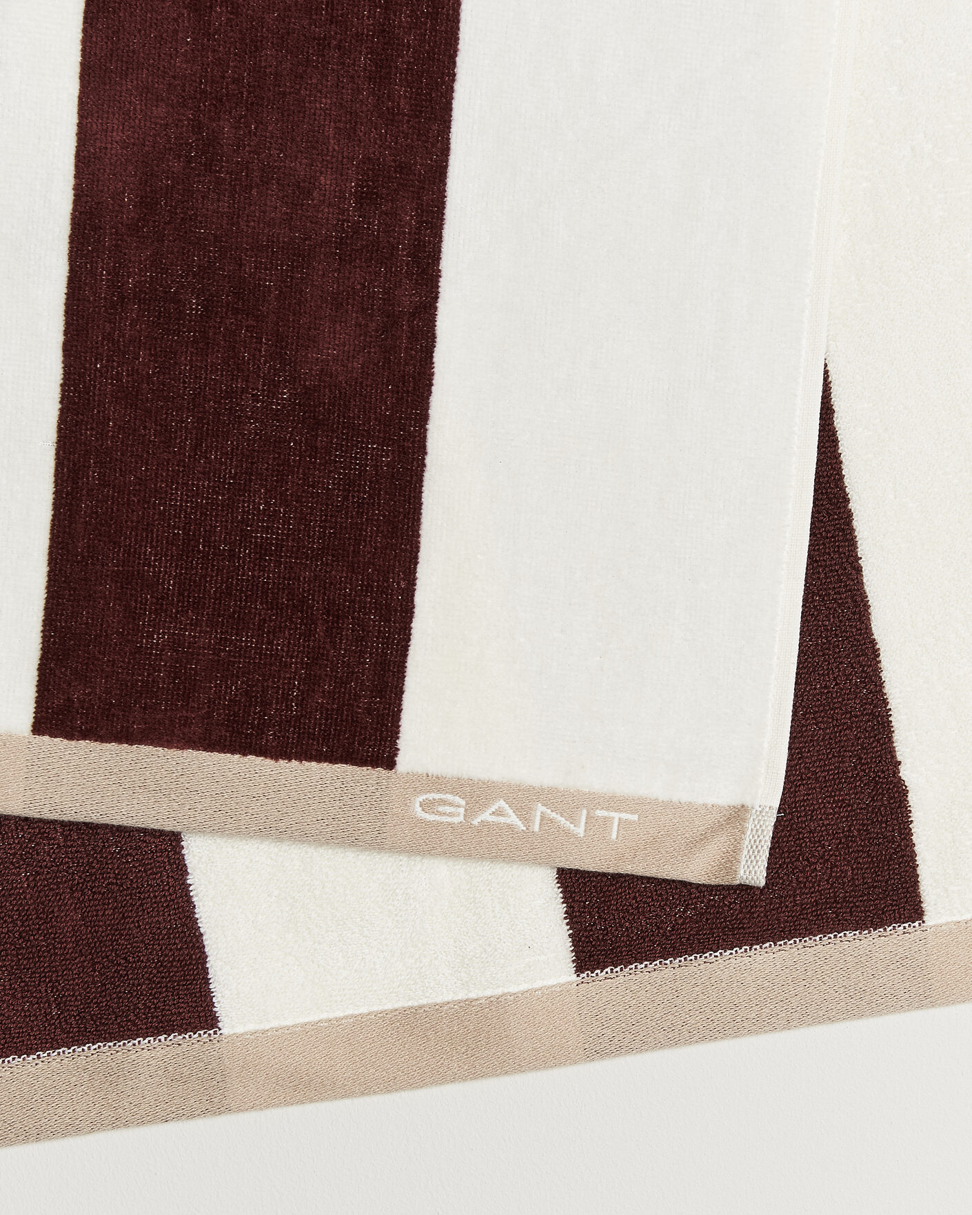 Herr | Textilier | Gant | Striped Beach Towel Fresh Soil