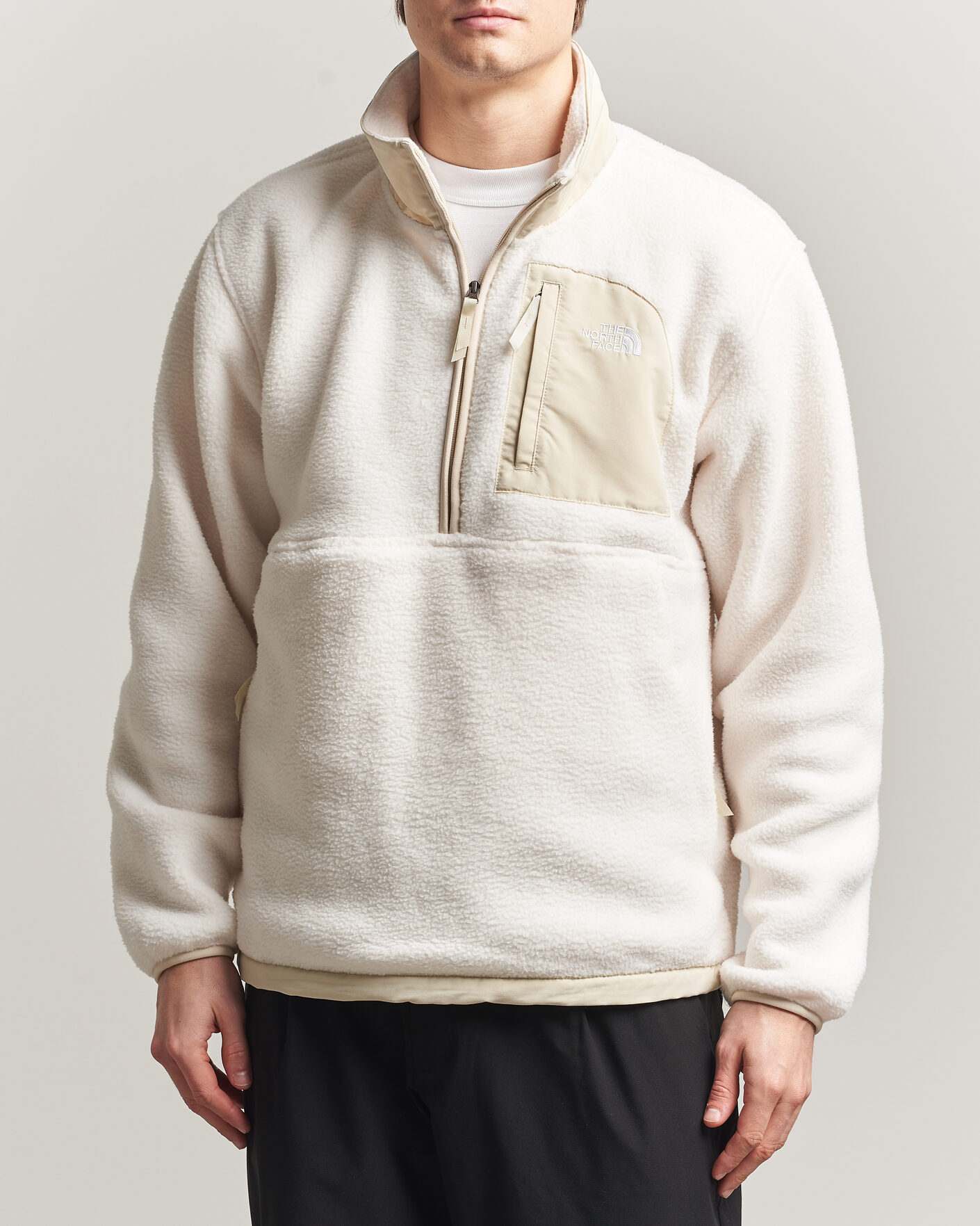 Herr | Tröjor | The North Face | Yumiori Fleece Half Zip White Dune