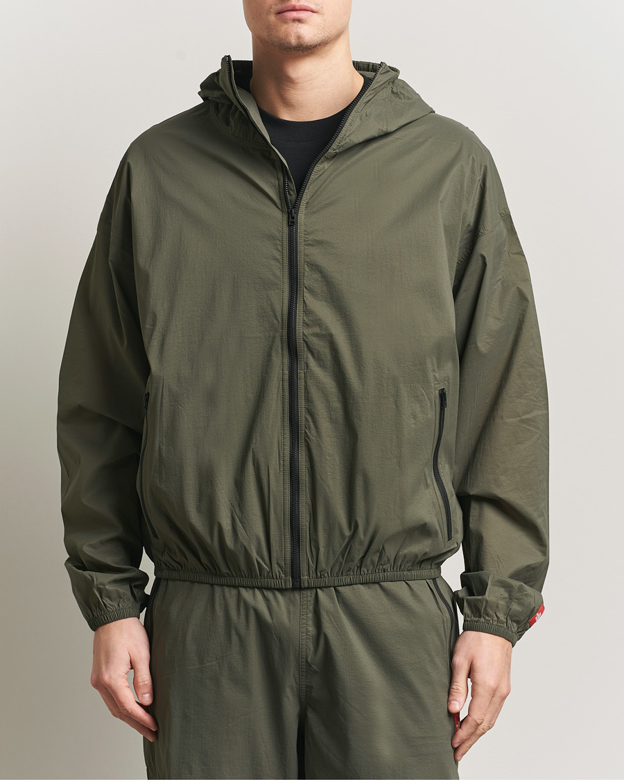 Herr | Jackor | The North Face | Red Box Packable Wind Jacket New Taupe Green