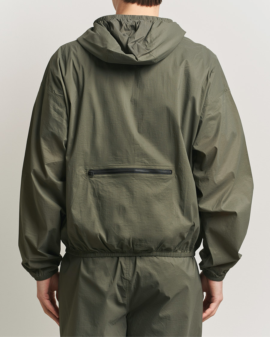 Herr | Jackor | The North Face | Red Box Packable Wind Jacket New Taupe Green