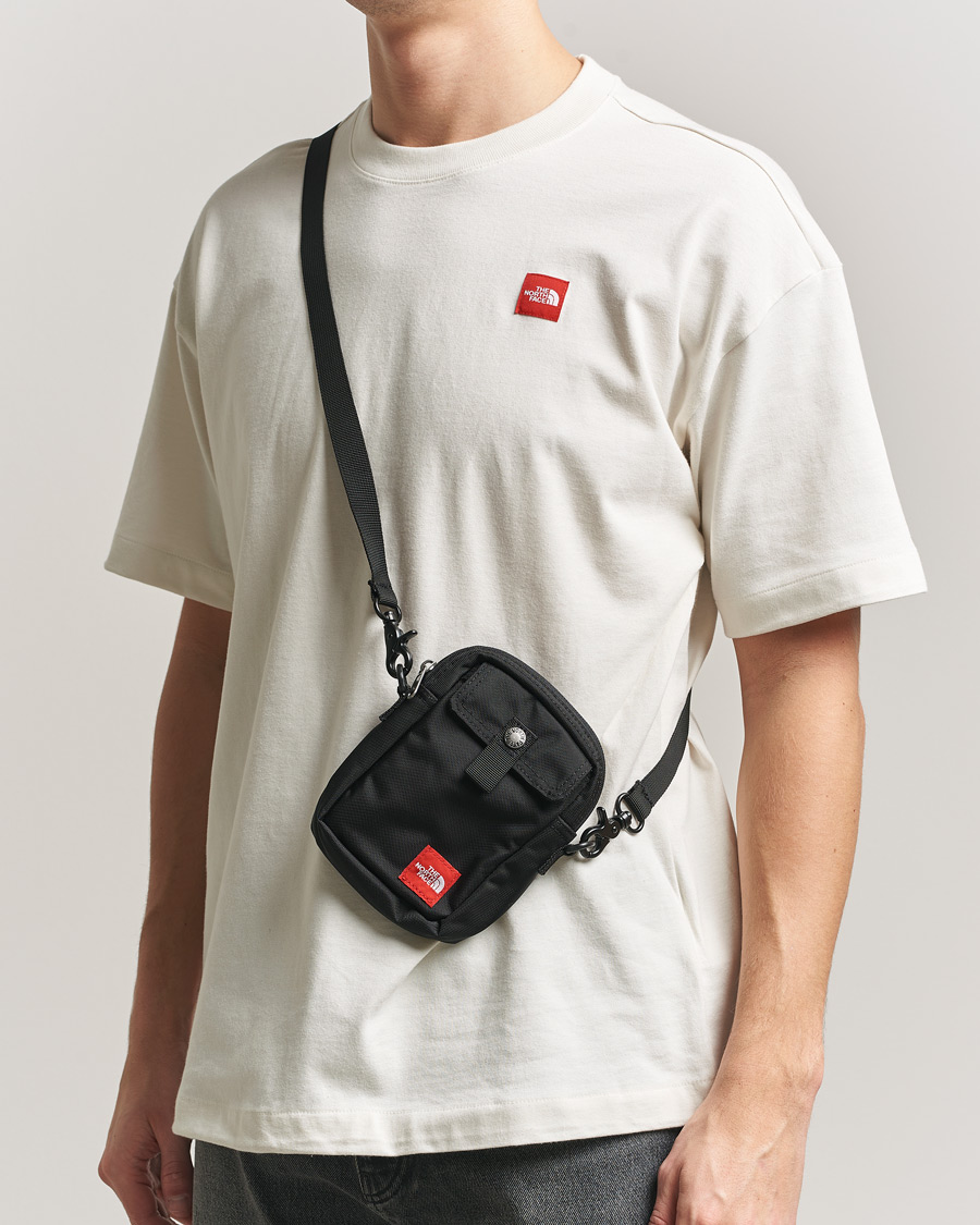 Herr | Väskor | The North Face | Red Box Small Carry Bag Black
