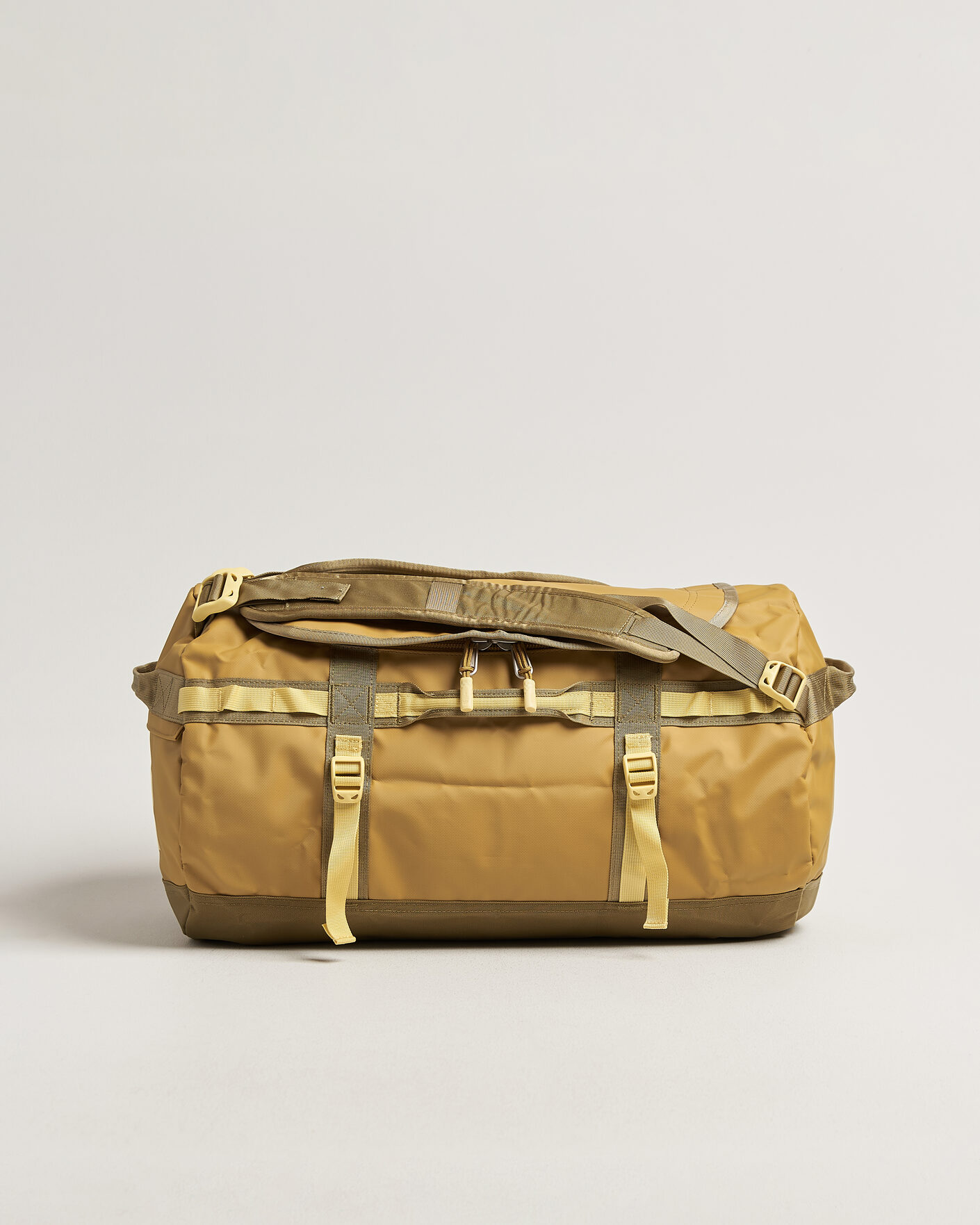 Herr | Väskor | The North Face | Base Camp Duffel S Golden Tan
