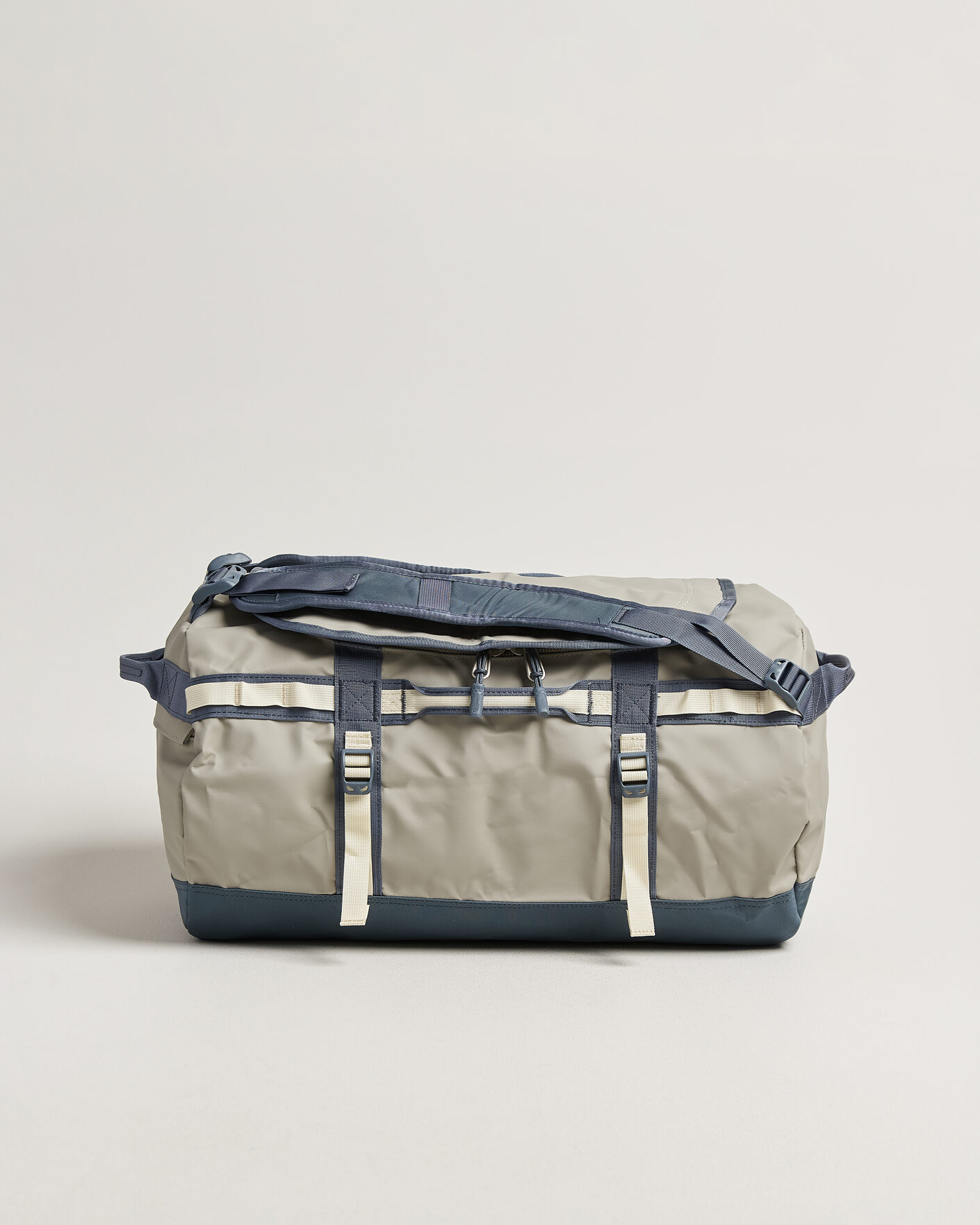 Herr | Väskor | The North Face | Base Camp Duffel S Stone Slab