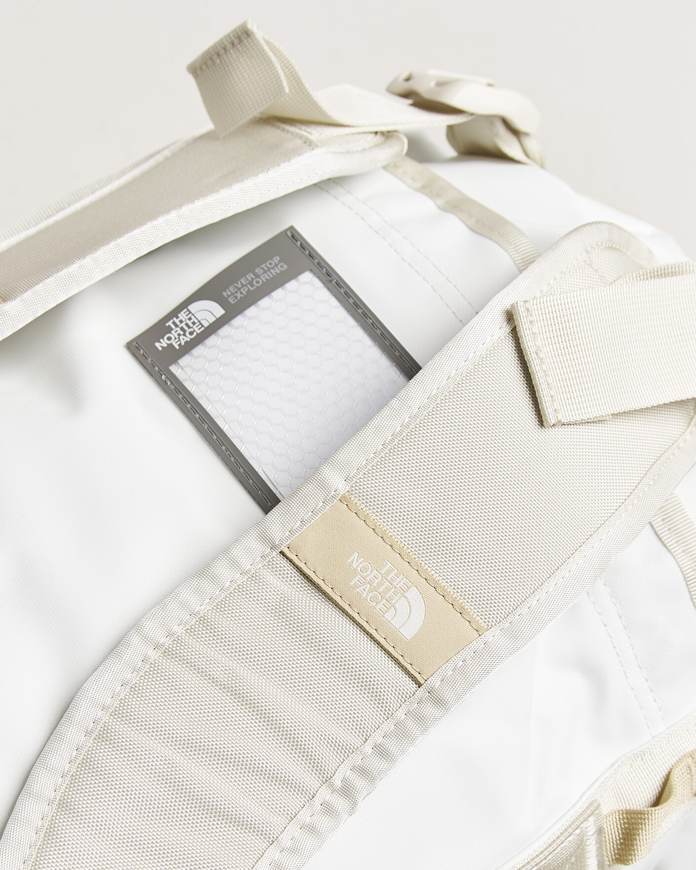 Herr | Väskor | The North Face | Base Camp Duffel S White Ash