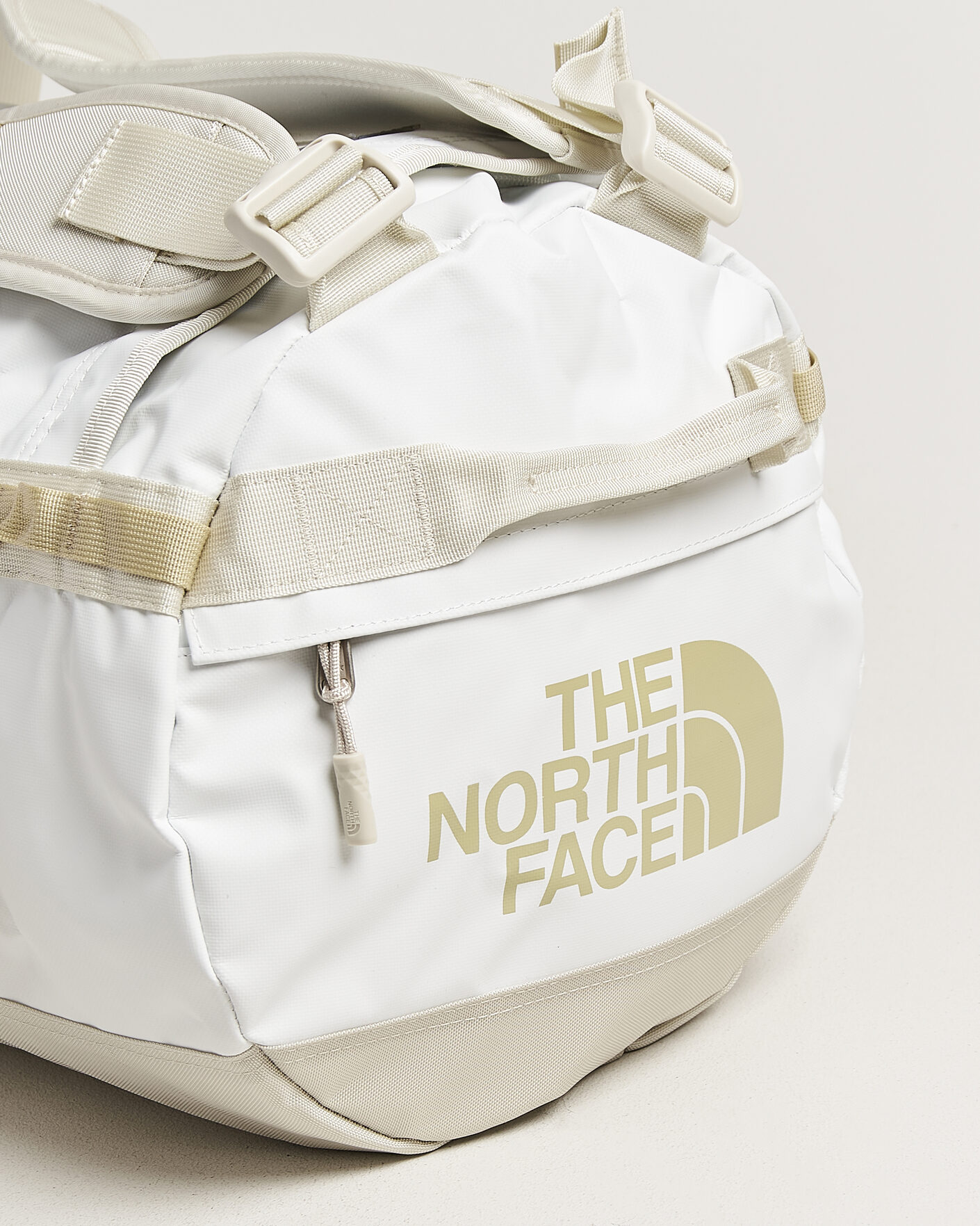 Herr | Väskor | The North Face | Base Camp Duffel S White Ash