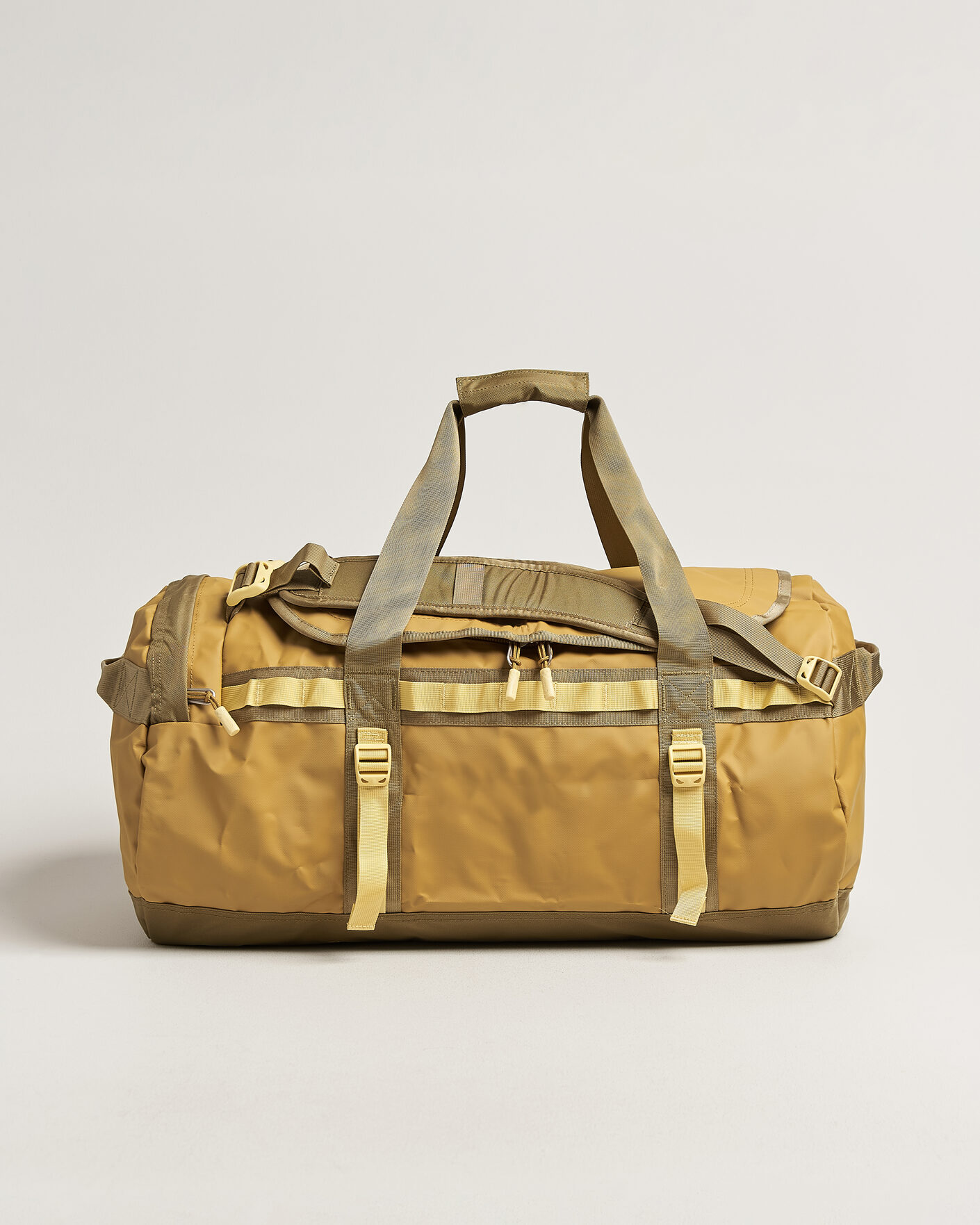 Herr | Väskor | The North Face | Base Camp Duffel M Golden Tan