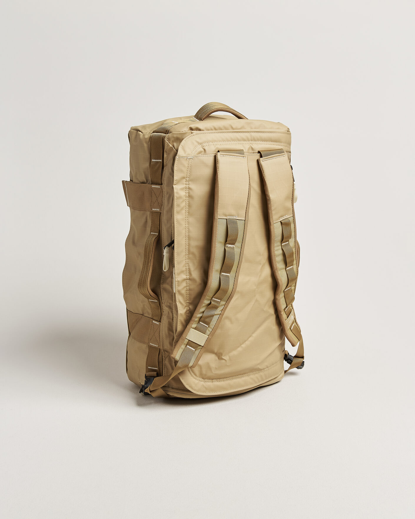 Herr | Väskor | The North Face | Base Camp Voyager Duffel 32 Khaki Stone