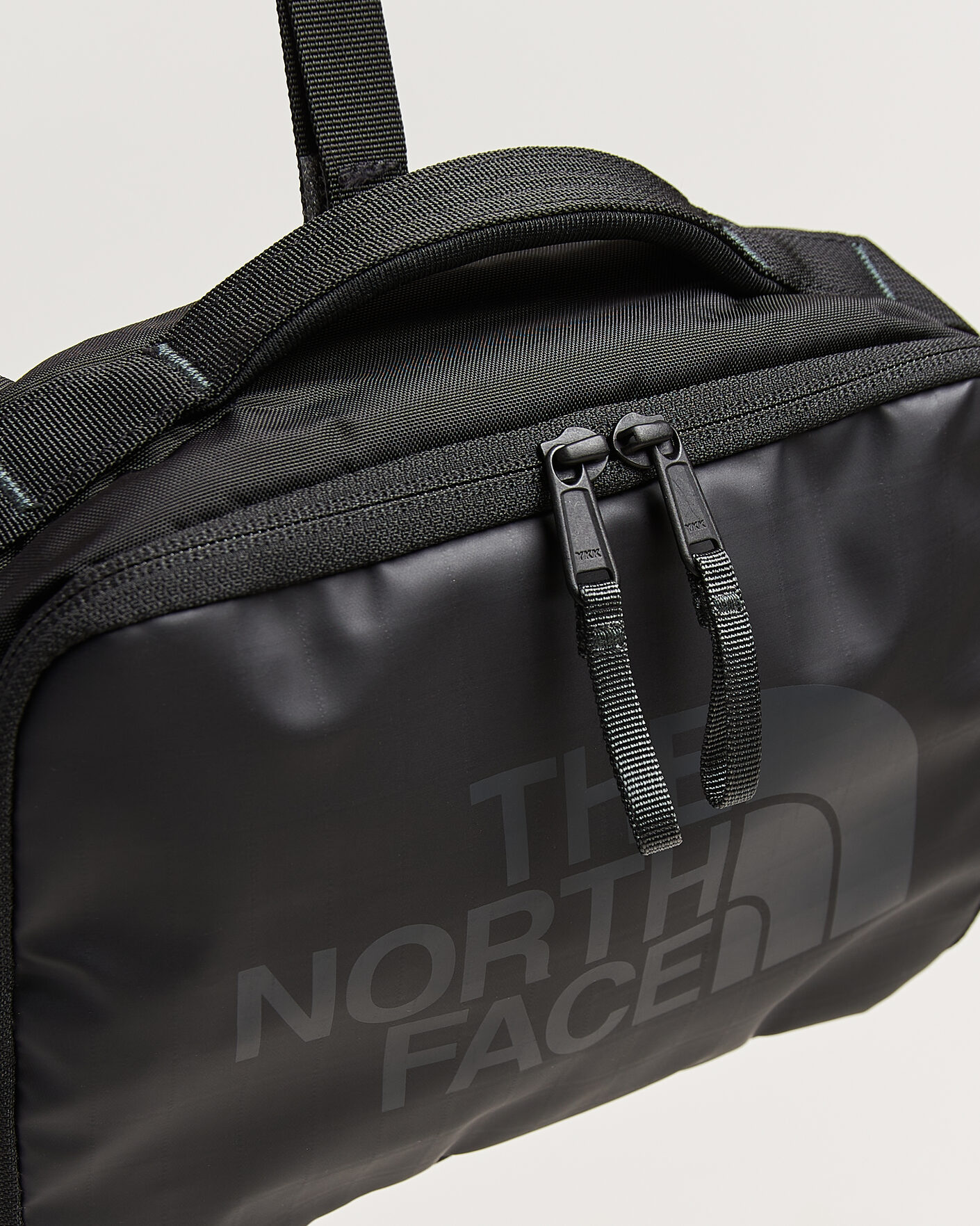 Herr | Väskor | The North Face | Base Camp Voyager Toiletry Kit Black