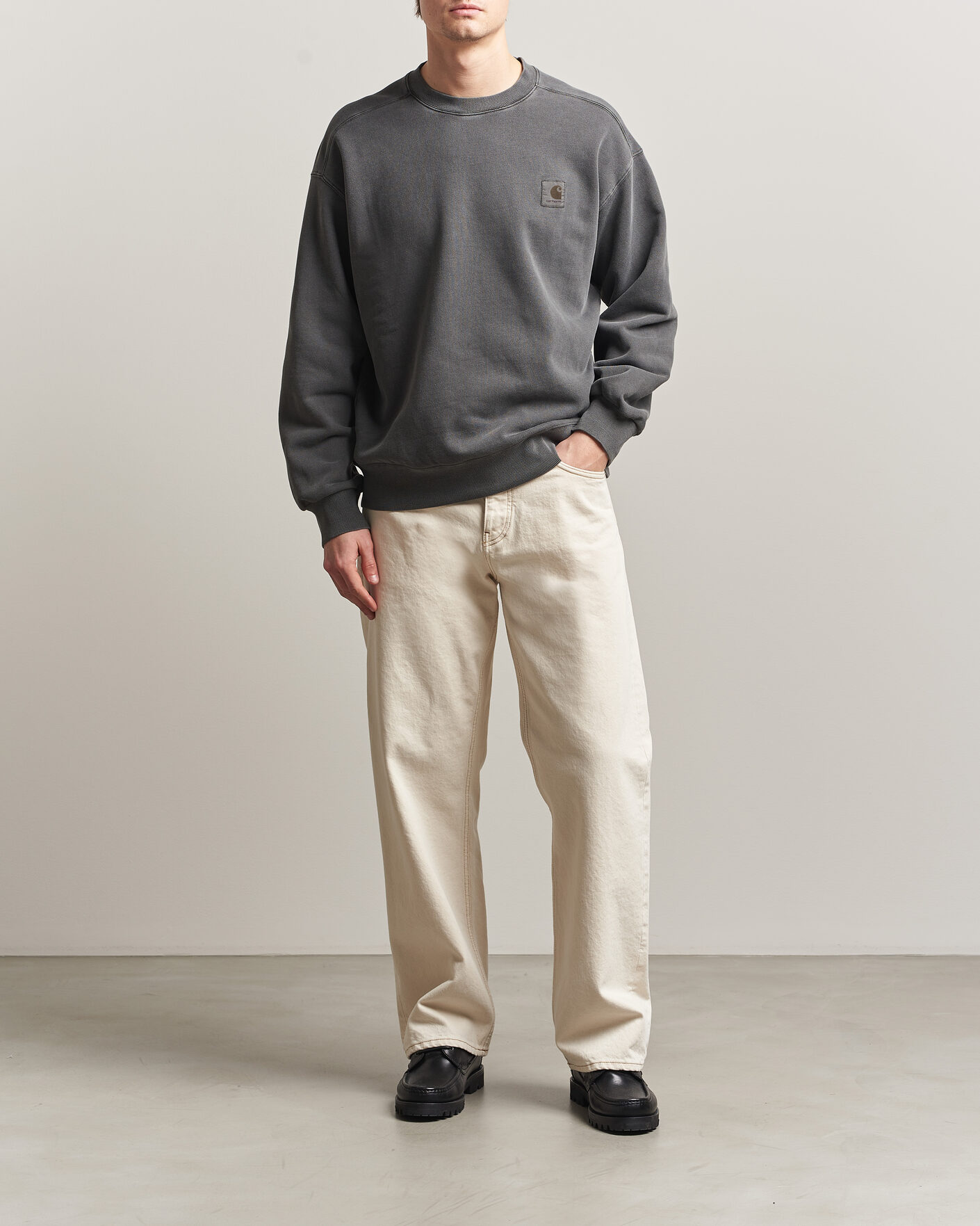 Herr | Tröjor | Carhartt WIP | Nelson Sweatshirt Black