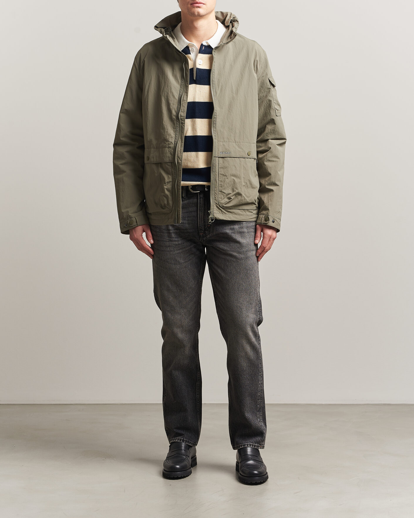 Herr | Jackor | Barbour Lifestyle | Re-Engineered Argyll Showerproof Jacket Smoky Olive