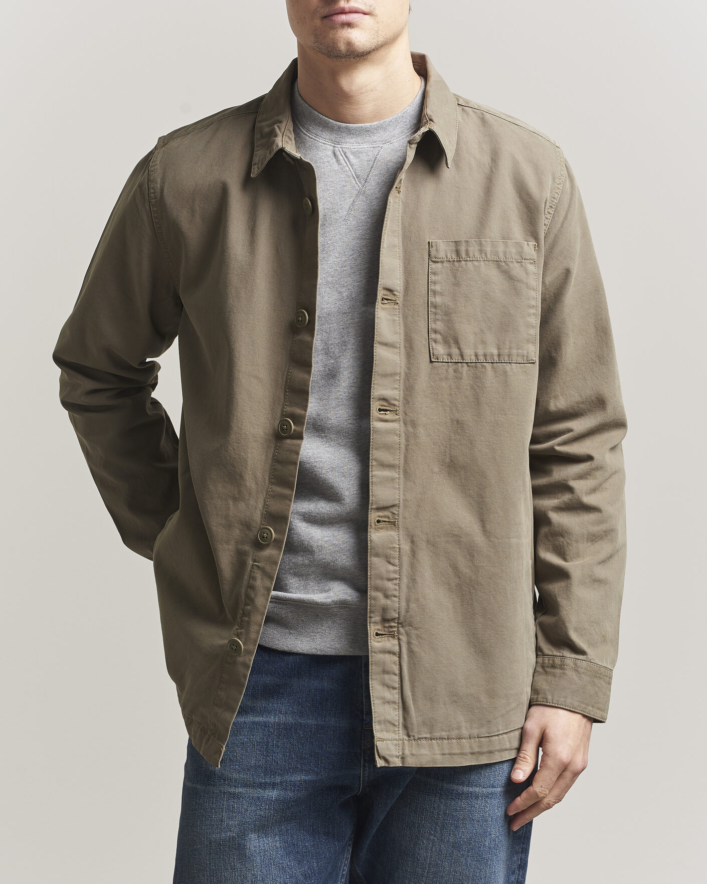 Herr | Skjortor | Barbour Lifestyle | Washed Cotton Overshirt Smoky Olive