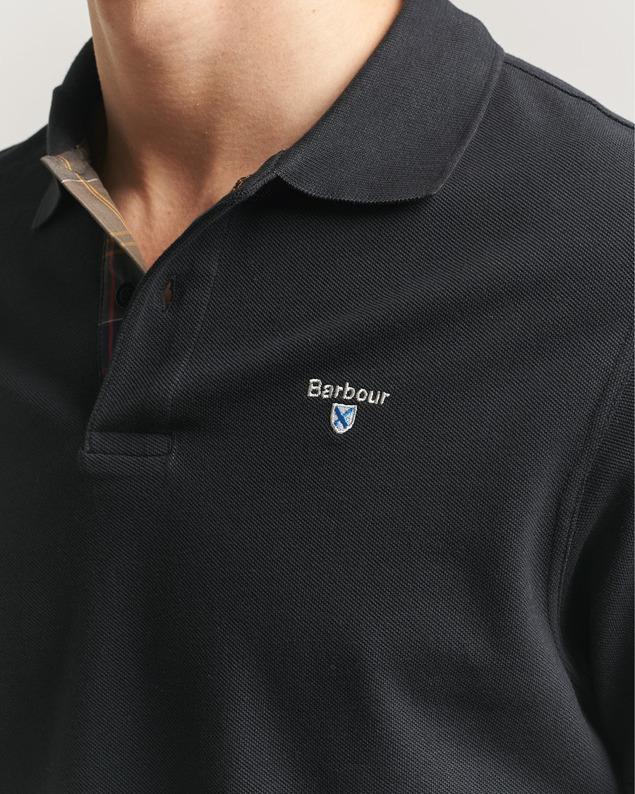 Herr | Pikéer | Barbour Lifestyle | Tartan Pique Polo Black Classic