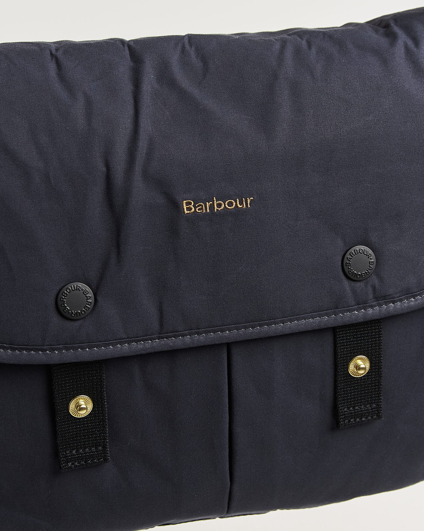 Herr | Väskor | Barbour Lifestyle | Transport Riever Shoulder Bag Navy