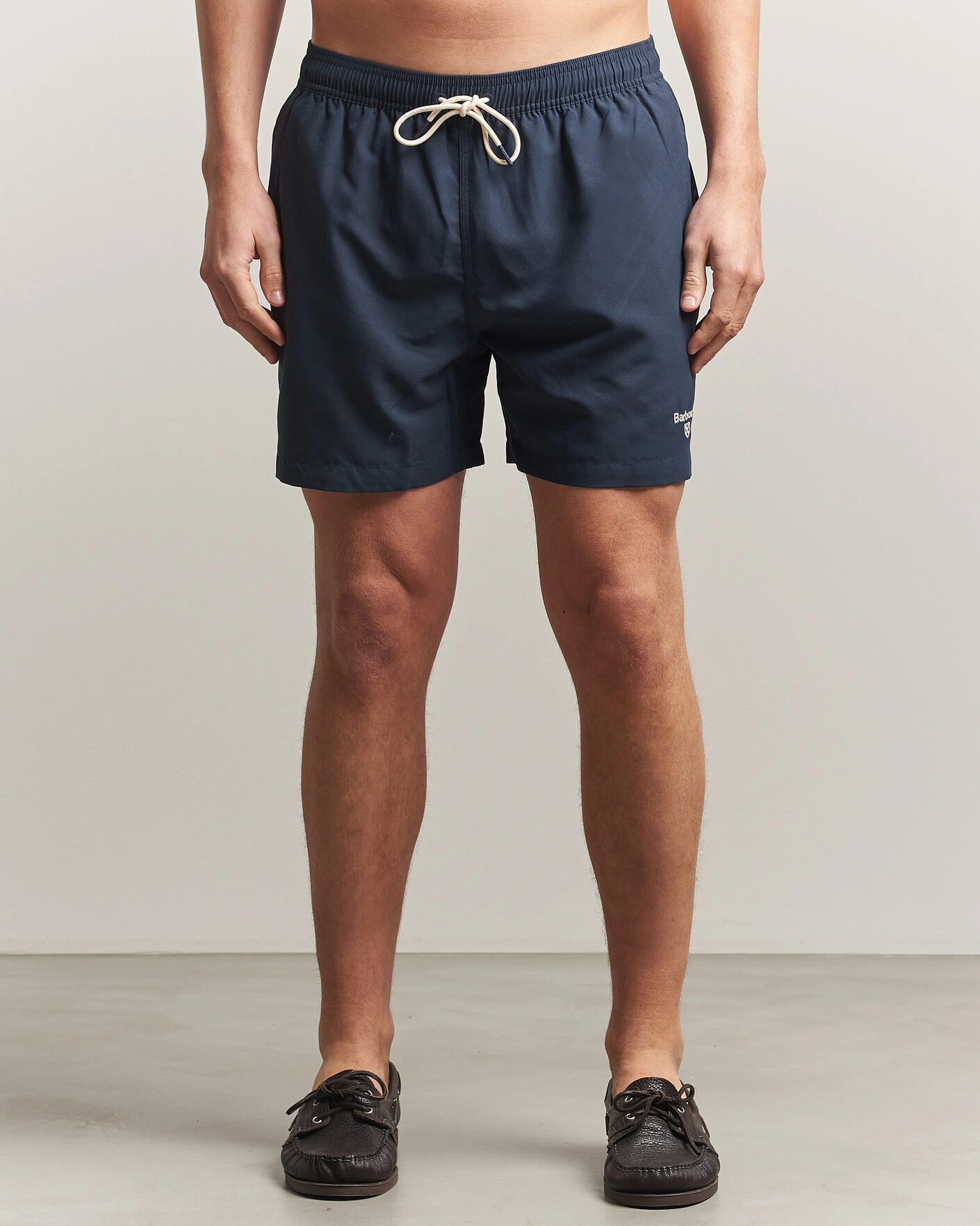 Herr | Badbyxor | Barbour Lifestyle | Staple Logo Swimshorts Navy