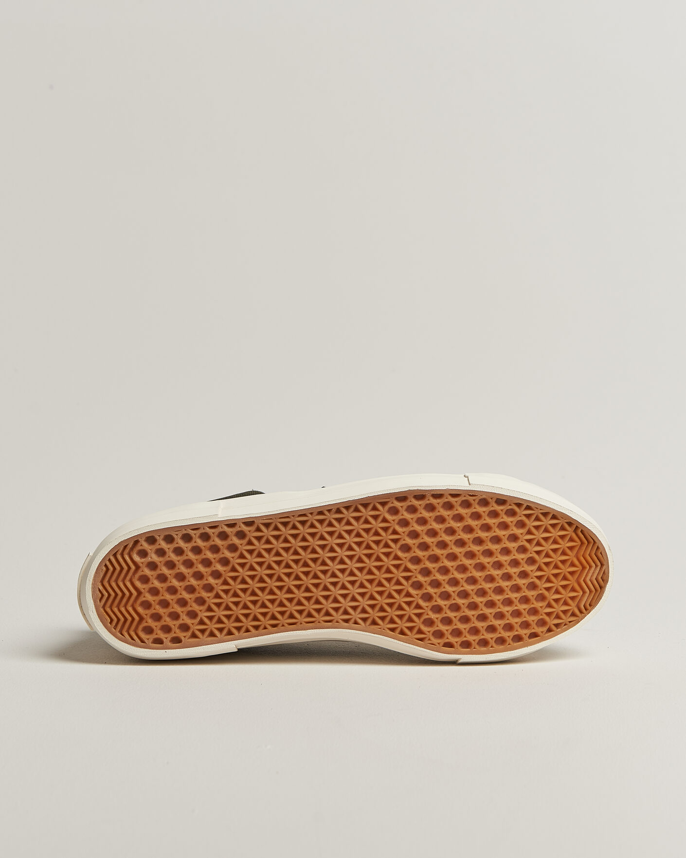 Herr | Sneakers | Barbour Lifestyle | Stanhope Canvas Sneakers Olive