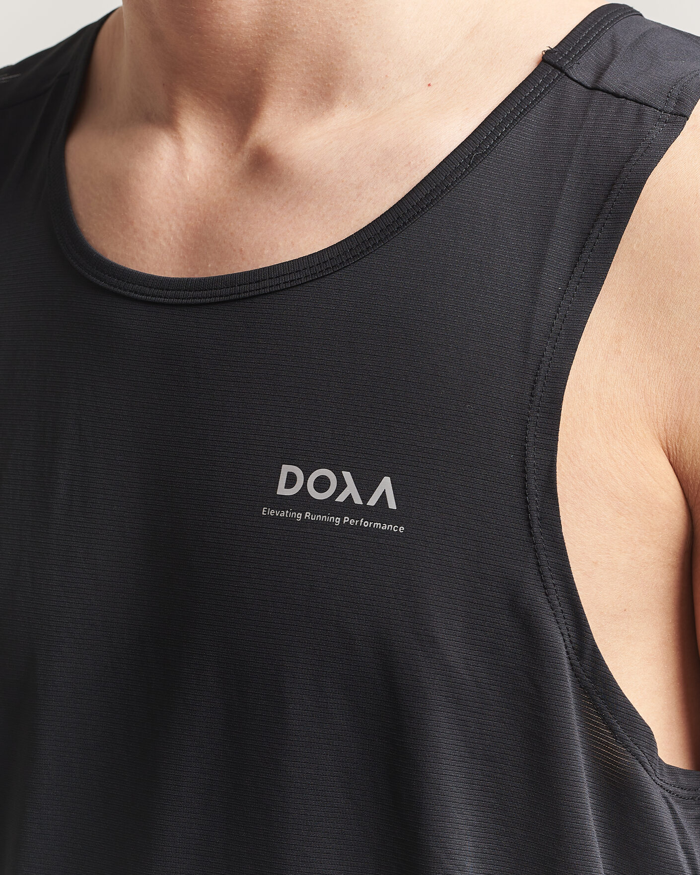 Herr | T-Shirts | DOXA | Rerun Singlet Black