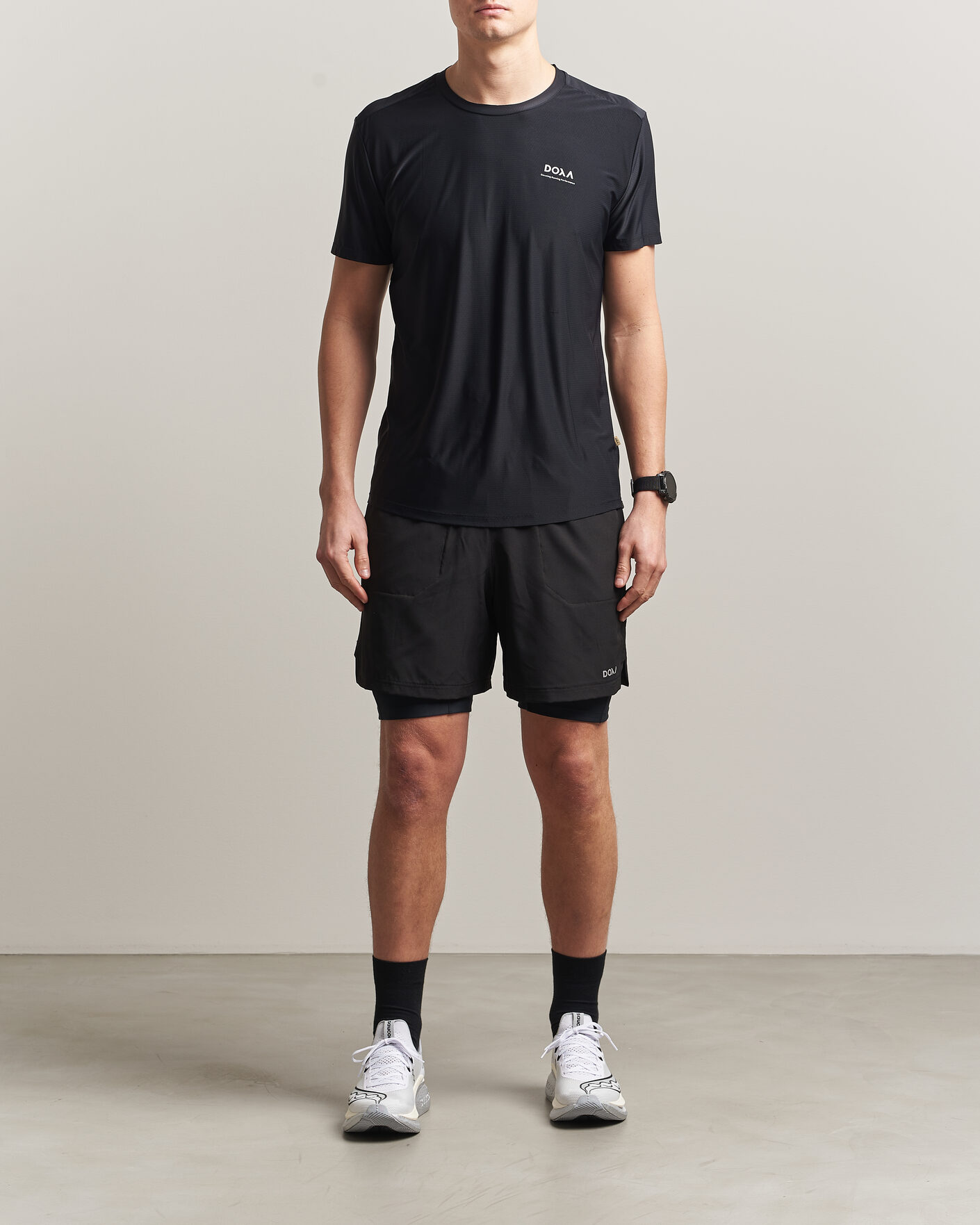 Herr | T-Shirts | DOXA | Rerun Short Sleeve T-Shirt Black