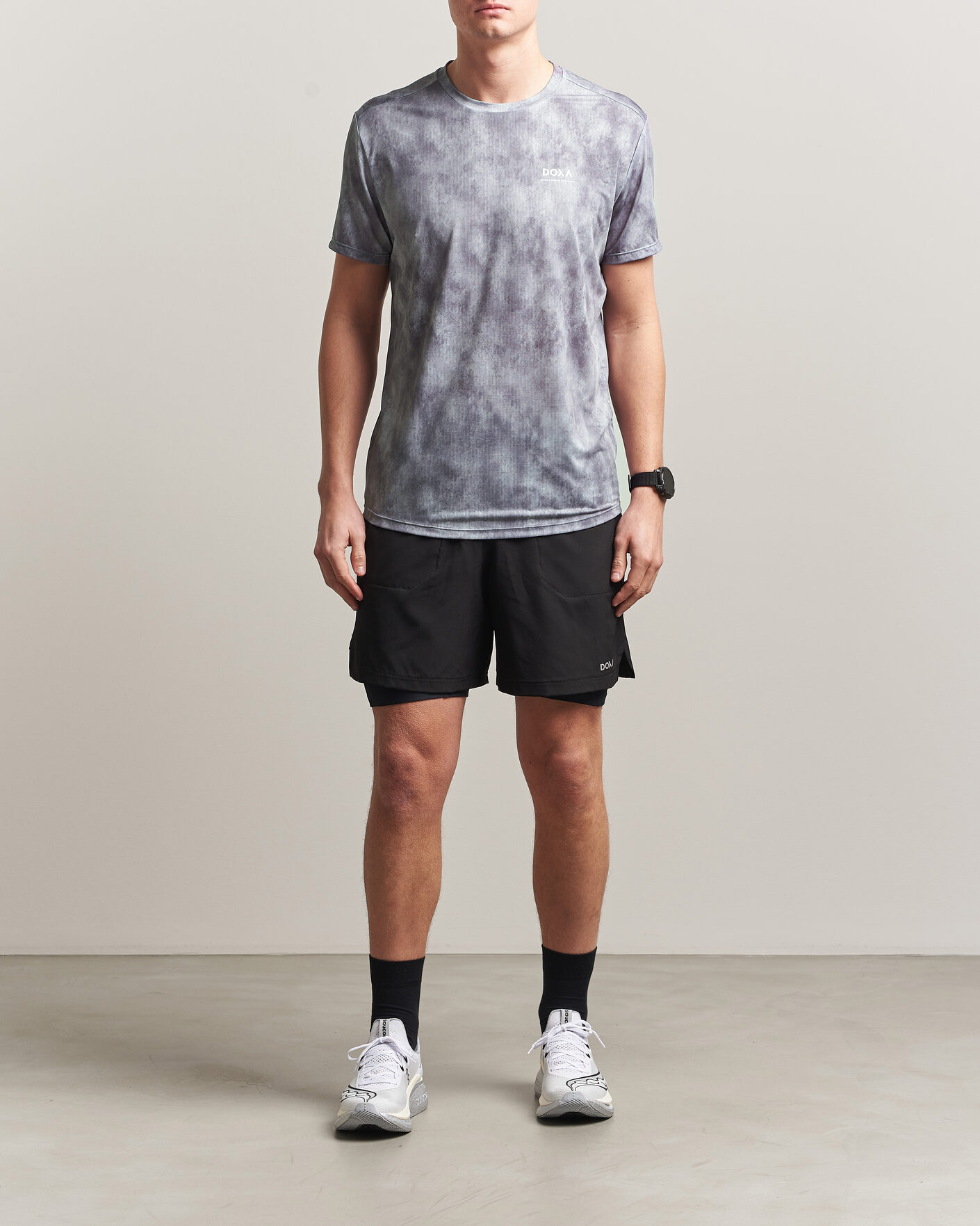 Herr | T-Shirts | DOXA | Rerun Short Sleeve T-Shirt Stone