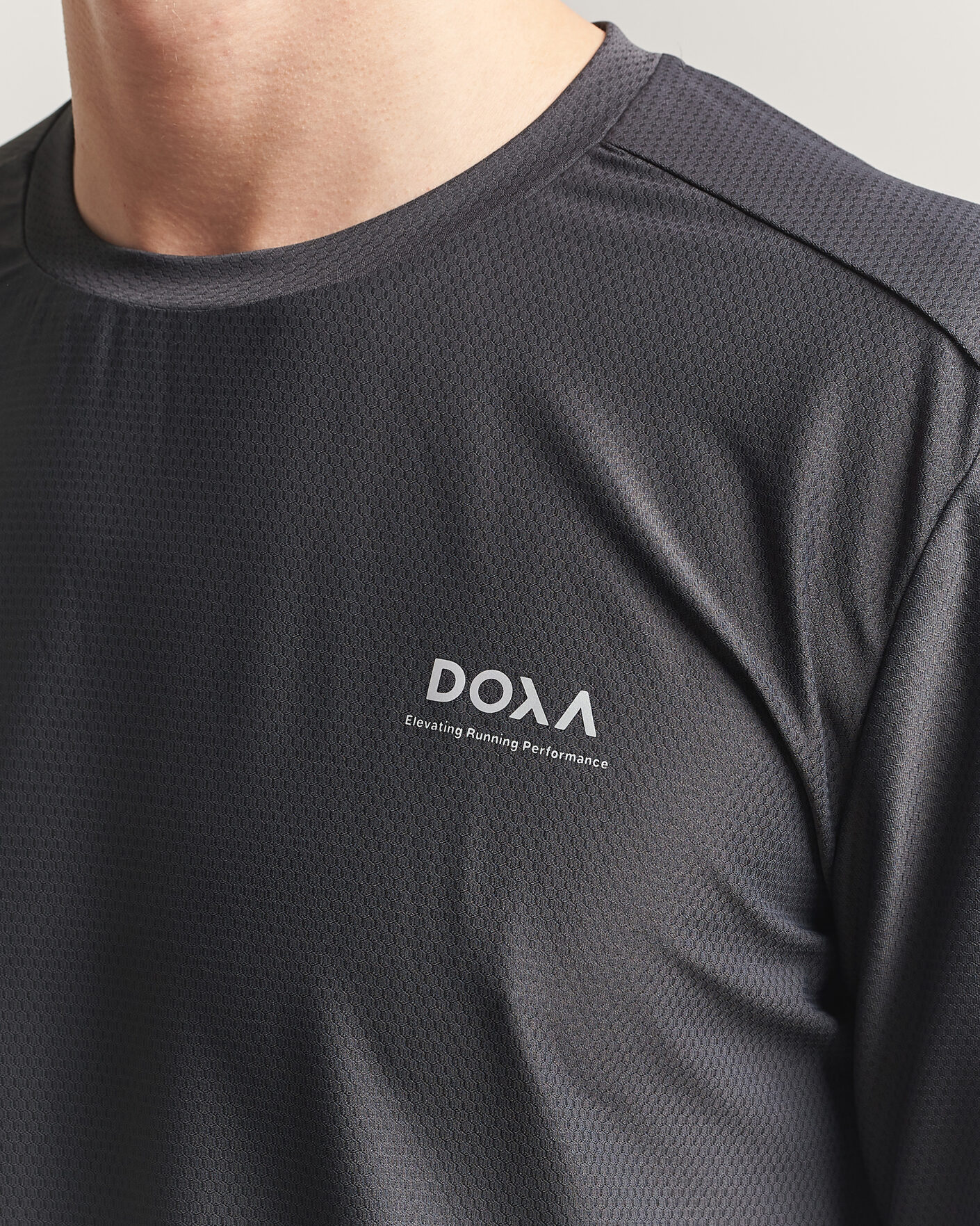 Herr | T-Shirts | DOXA | Rerun Long Sleeve T-Shirt Raven