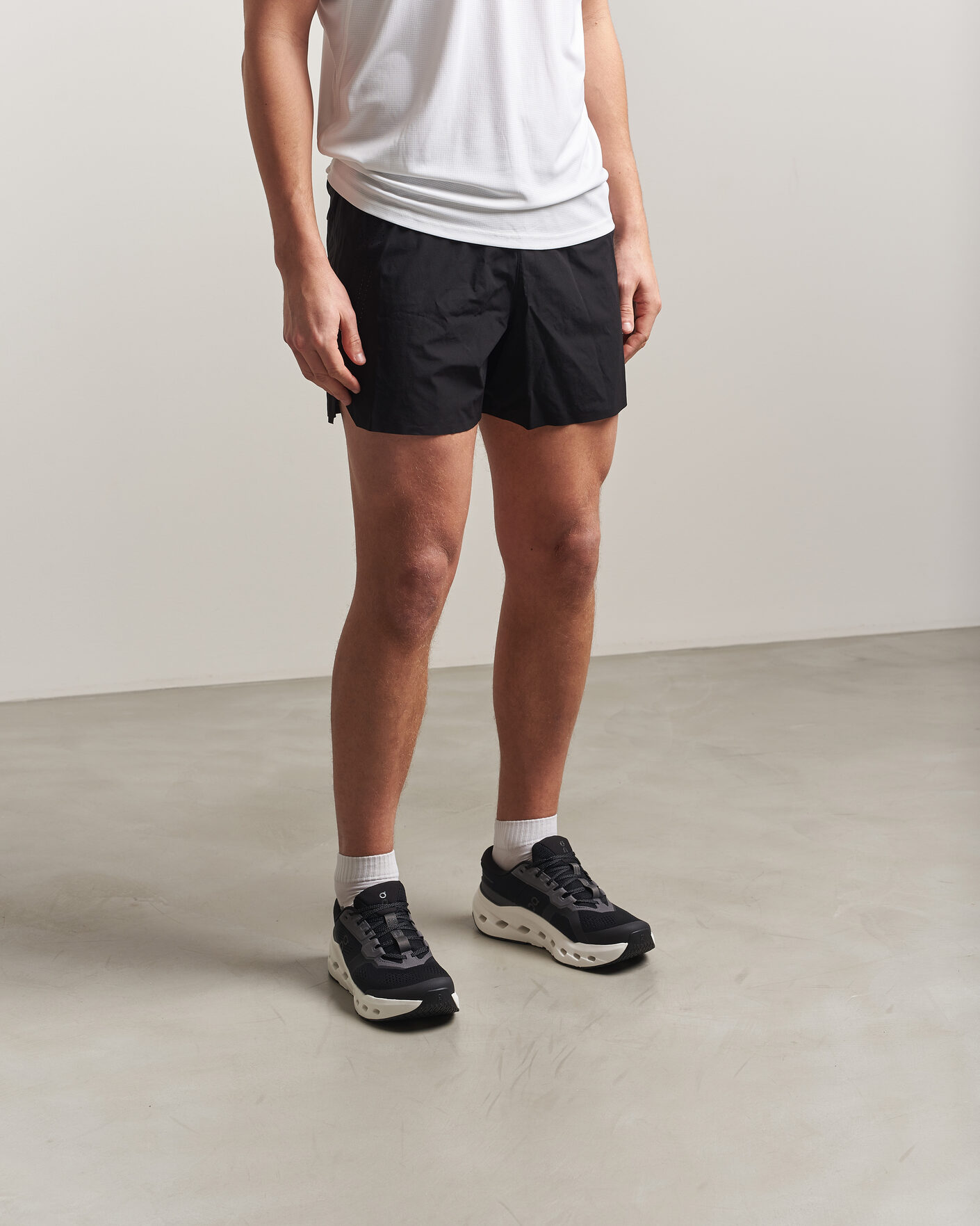 Herr | Löparskor | On | Cloudrunner 3 Black/Ivory