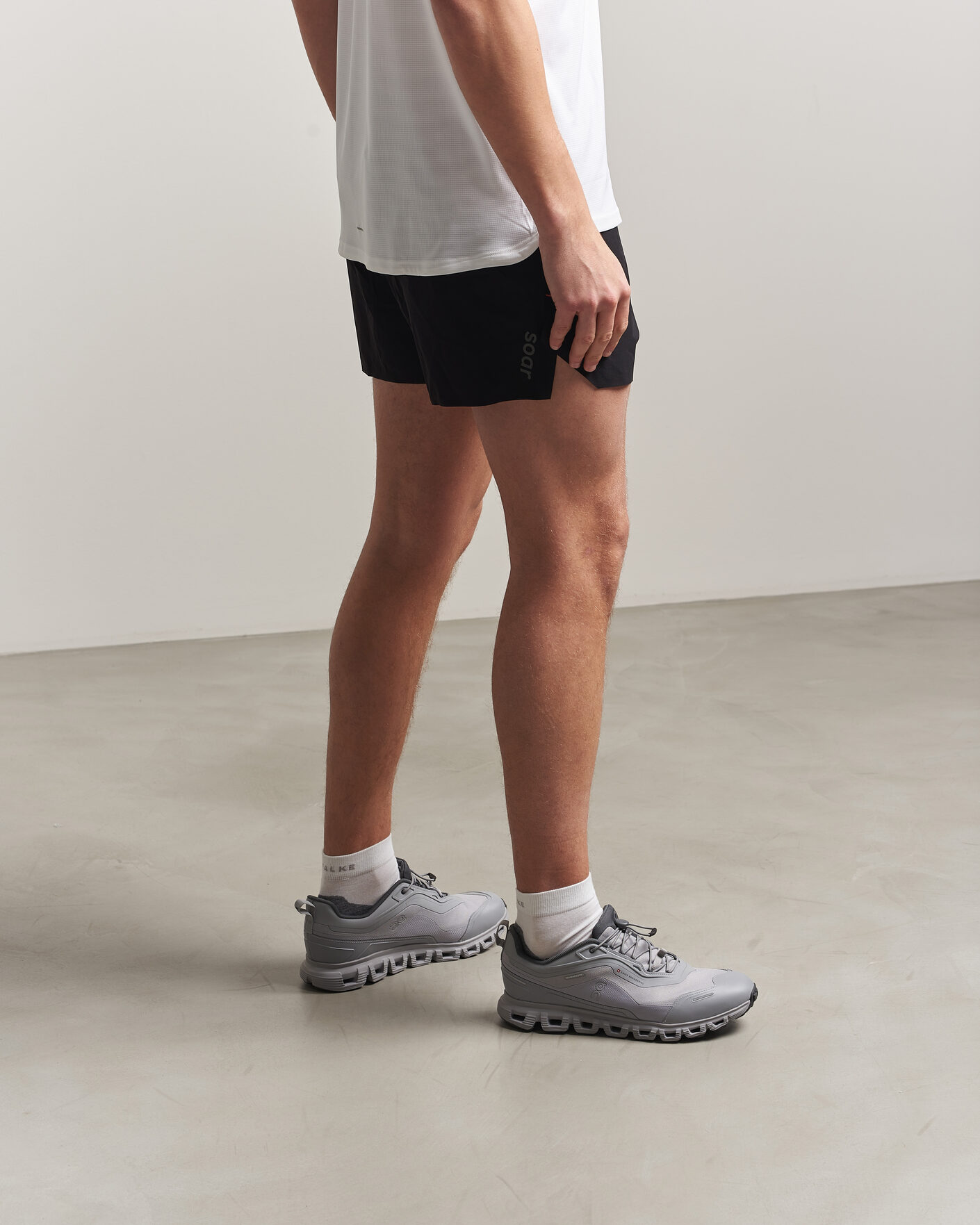 Herr | Trail Sneakers | On | Cloud 6 Geo Waterproof Alloy/Alloy